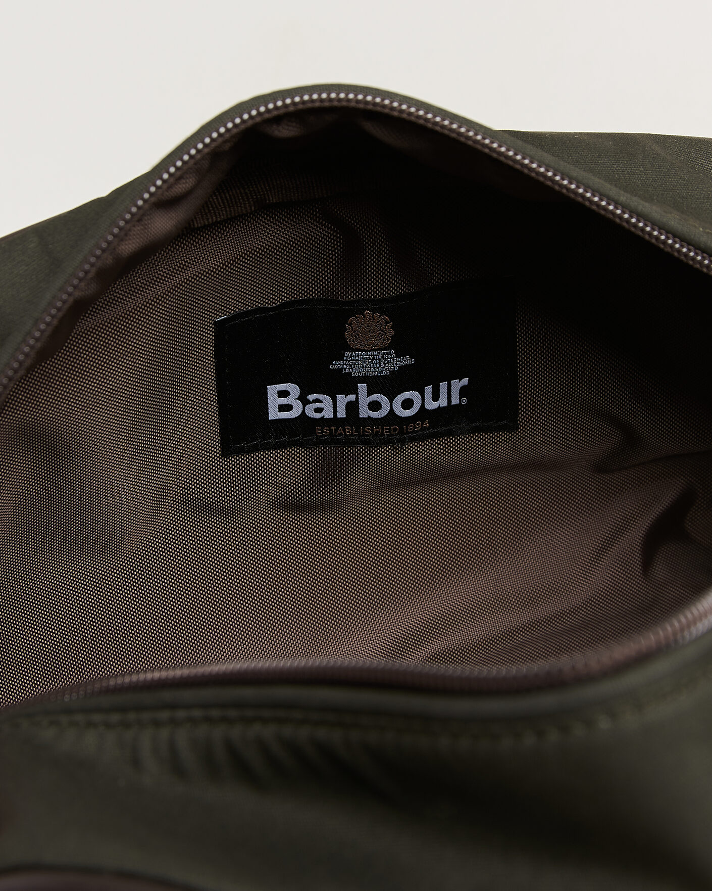 Mies | Laukut | Barbour Lifestyle | Waxed Washbag Olive