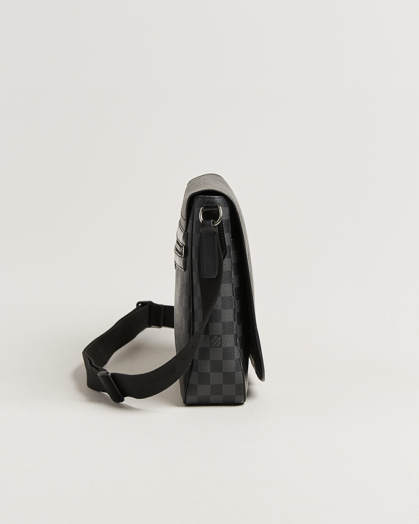 Mies | Pre-Owned & Vintage Bags | Louis Vuitton Pre-Owned | Daniel Shoulder Bag MM Damier Graphite