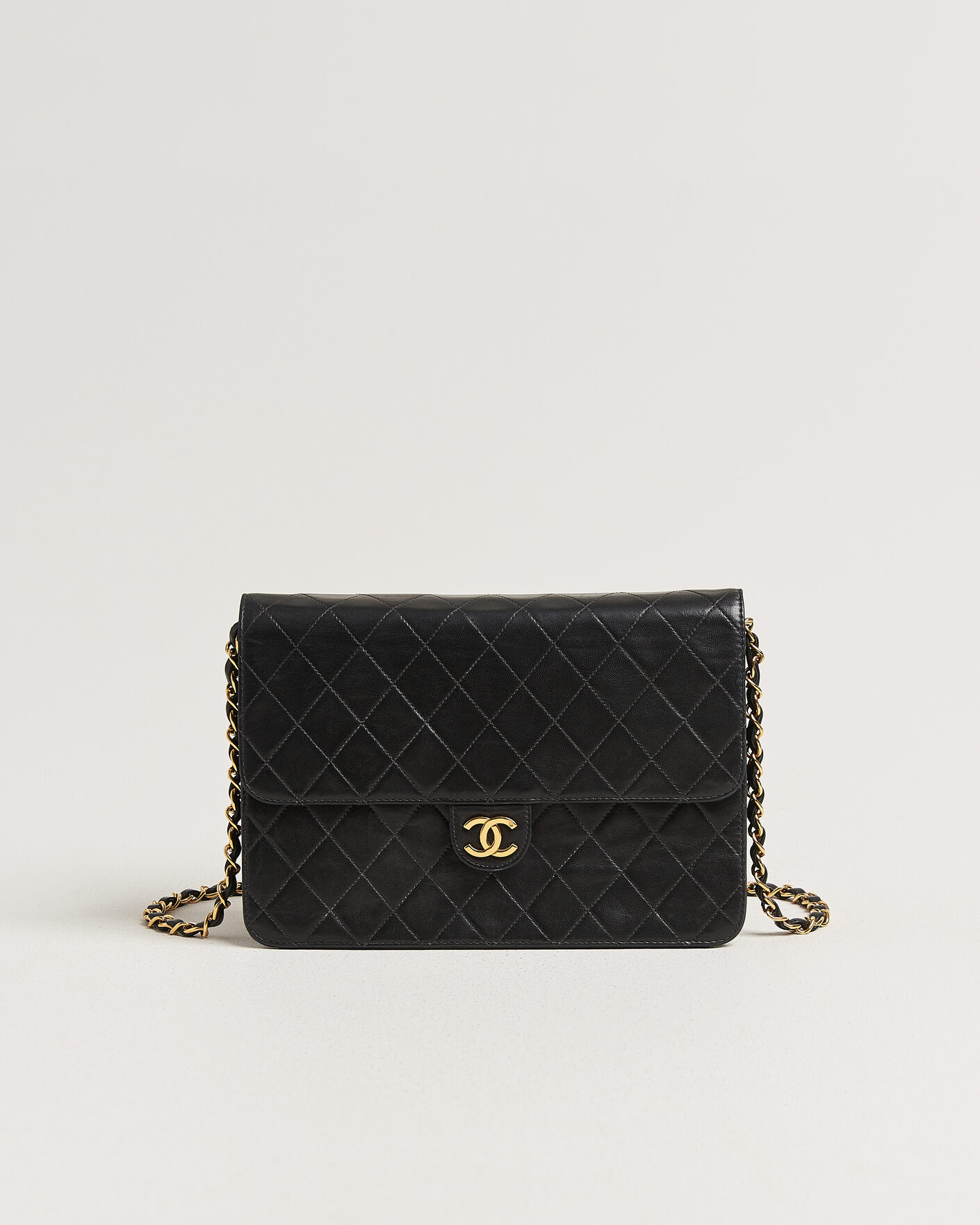 Mies | Pre-Owned & Vintage Bags | Chanel Pre-Owned | Single Flap Bag Black