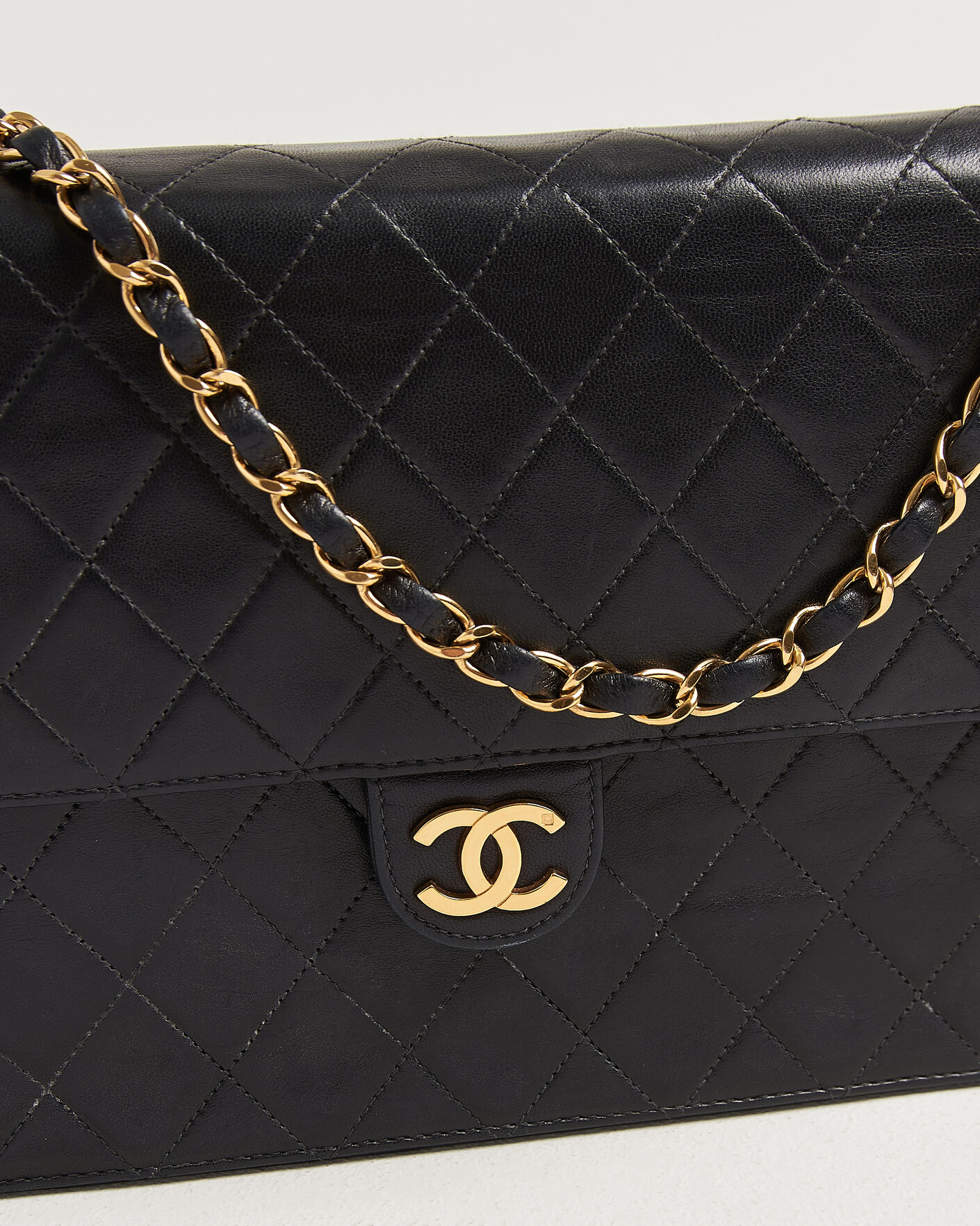 Mies | Pre-Owned & Vintage Bags | Chanel Pre-Owned | Single Flap Bag Black