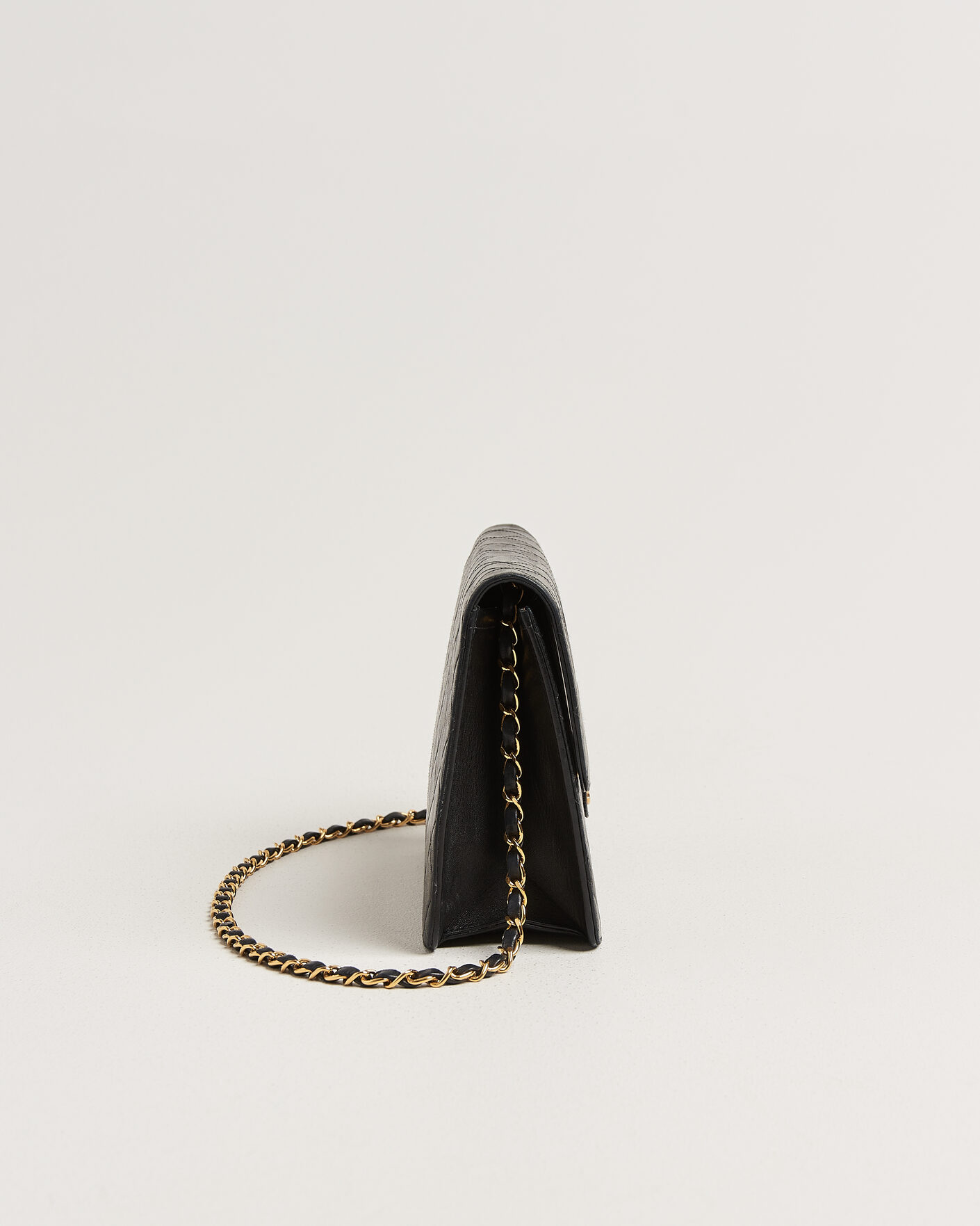 Mies | Pre-Owned & Vintage Bags | Chanel Pre-Owned | Single Flap Bag Black