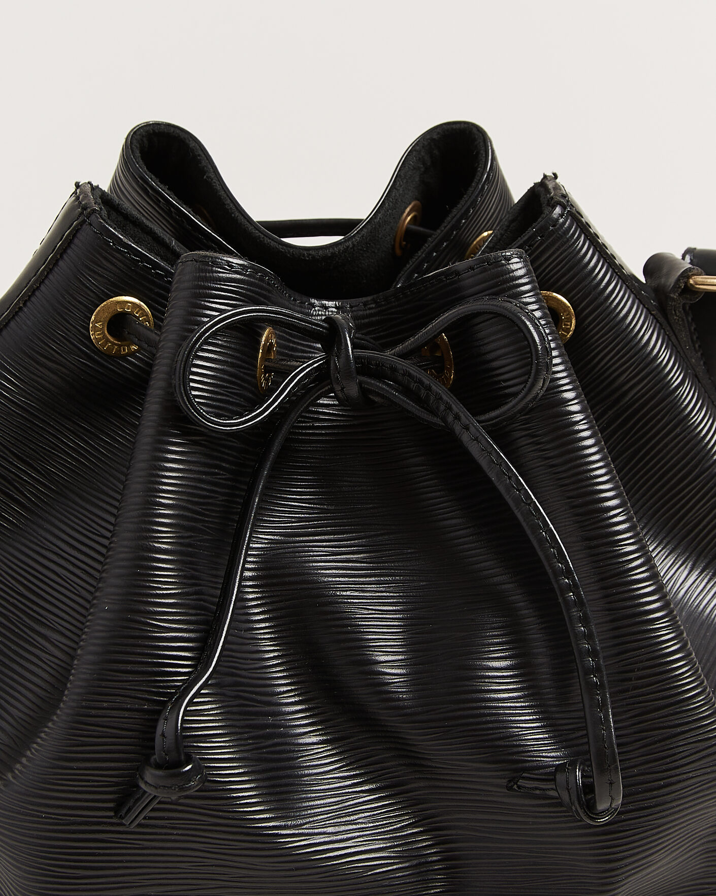 Mies | Pre-Owned & Vintage Bags | Louis Vuitton Pre-Owned | Petit Noé Epi Leather Black