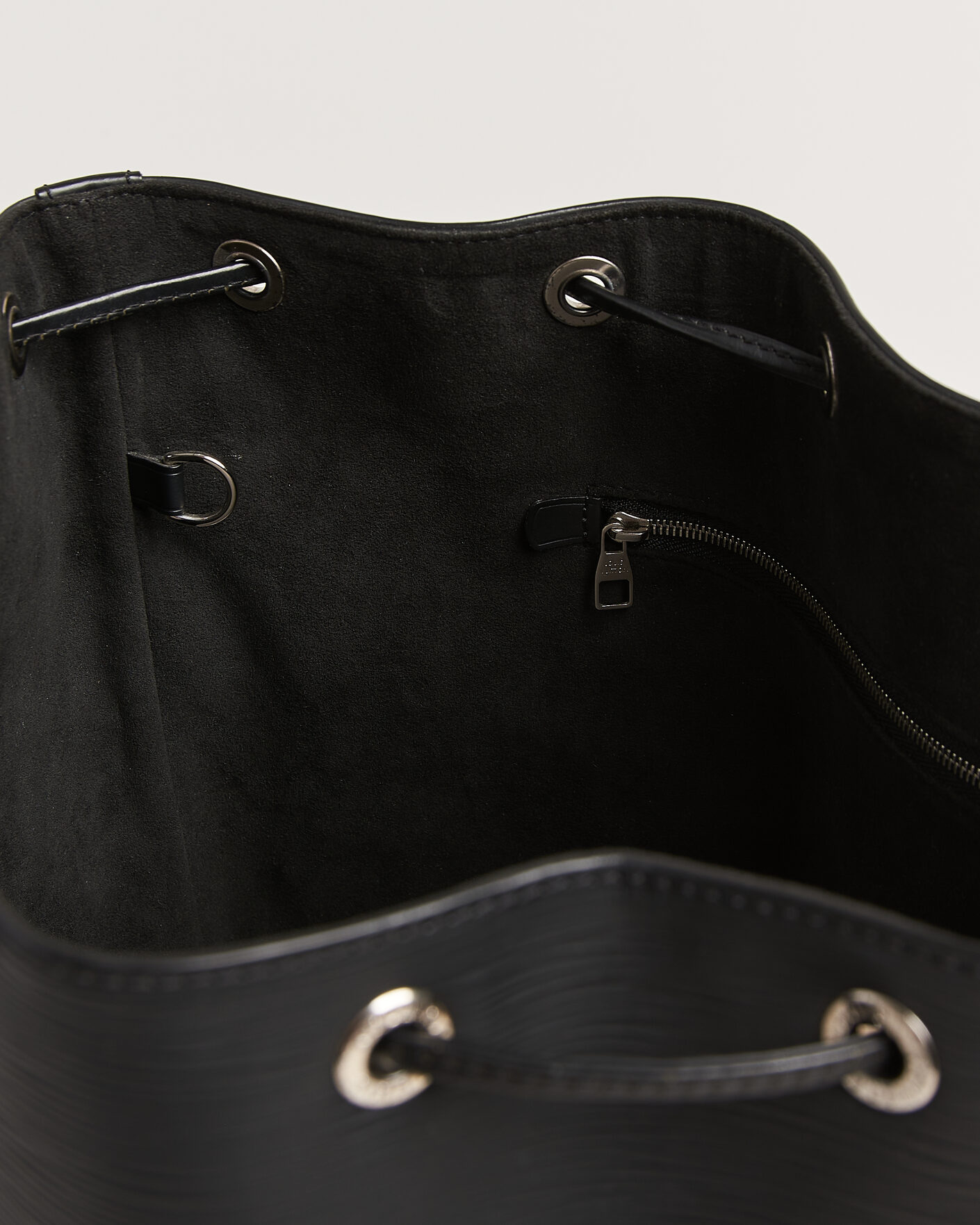 Mies | Pre-Owned & Vintage Bags | Louis Vuitton Pre-Owned | Noé Epi Leather Black