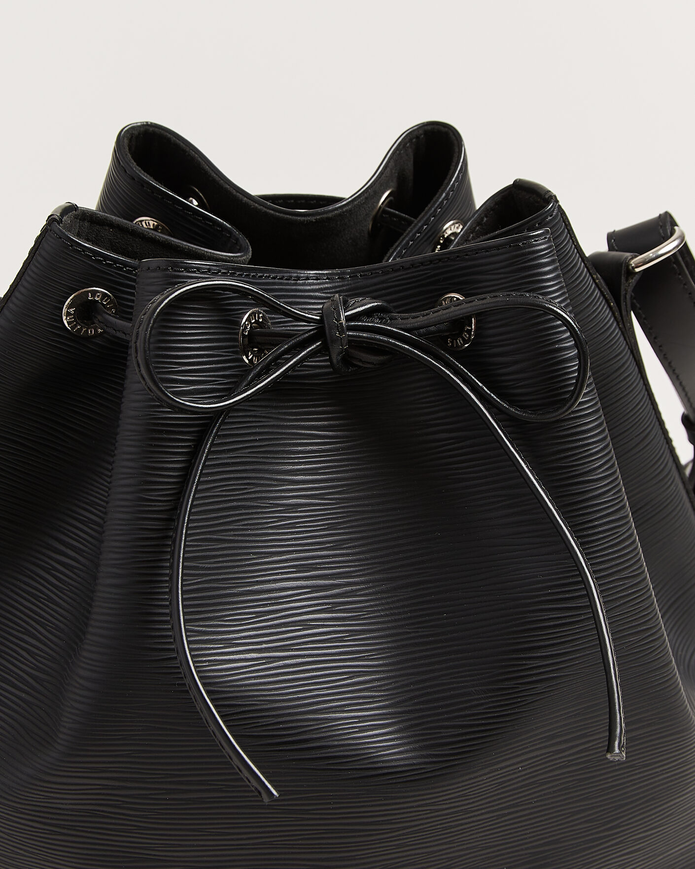 Mies | Pre-Owned & Vintage Bags | Louis Vuitton Pre-Owned | Noé Epi Leather Black