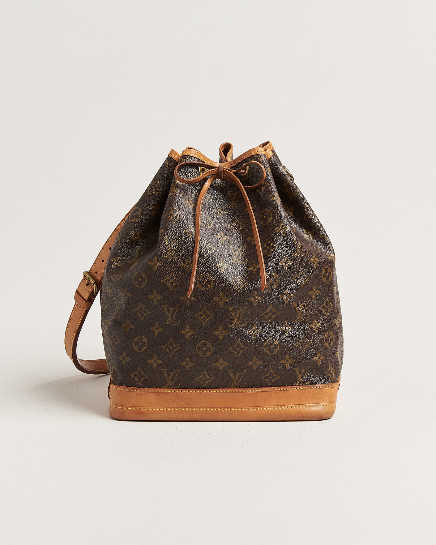 Mies | Pre-Owned & Vintage Bags | Louis Vuitton Pre-Owned | Noé Monogram