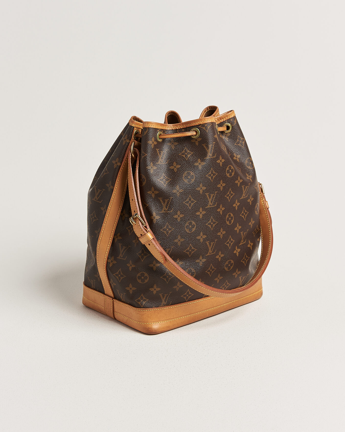 Mies | Pre-Owned & Vintage Bags | Louis Vuitton Pre-Owned | Noé Monogram