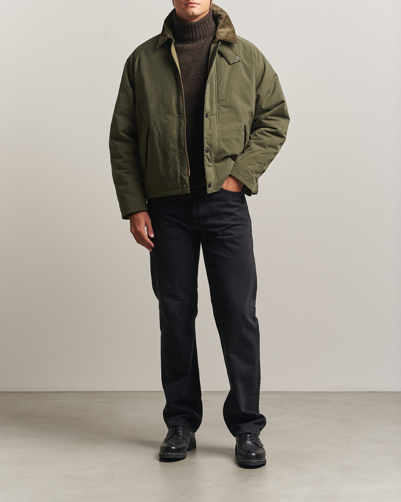 Mies | Takit | Barbour Heritage | Padded Rollback Transport Jacket Olive