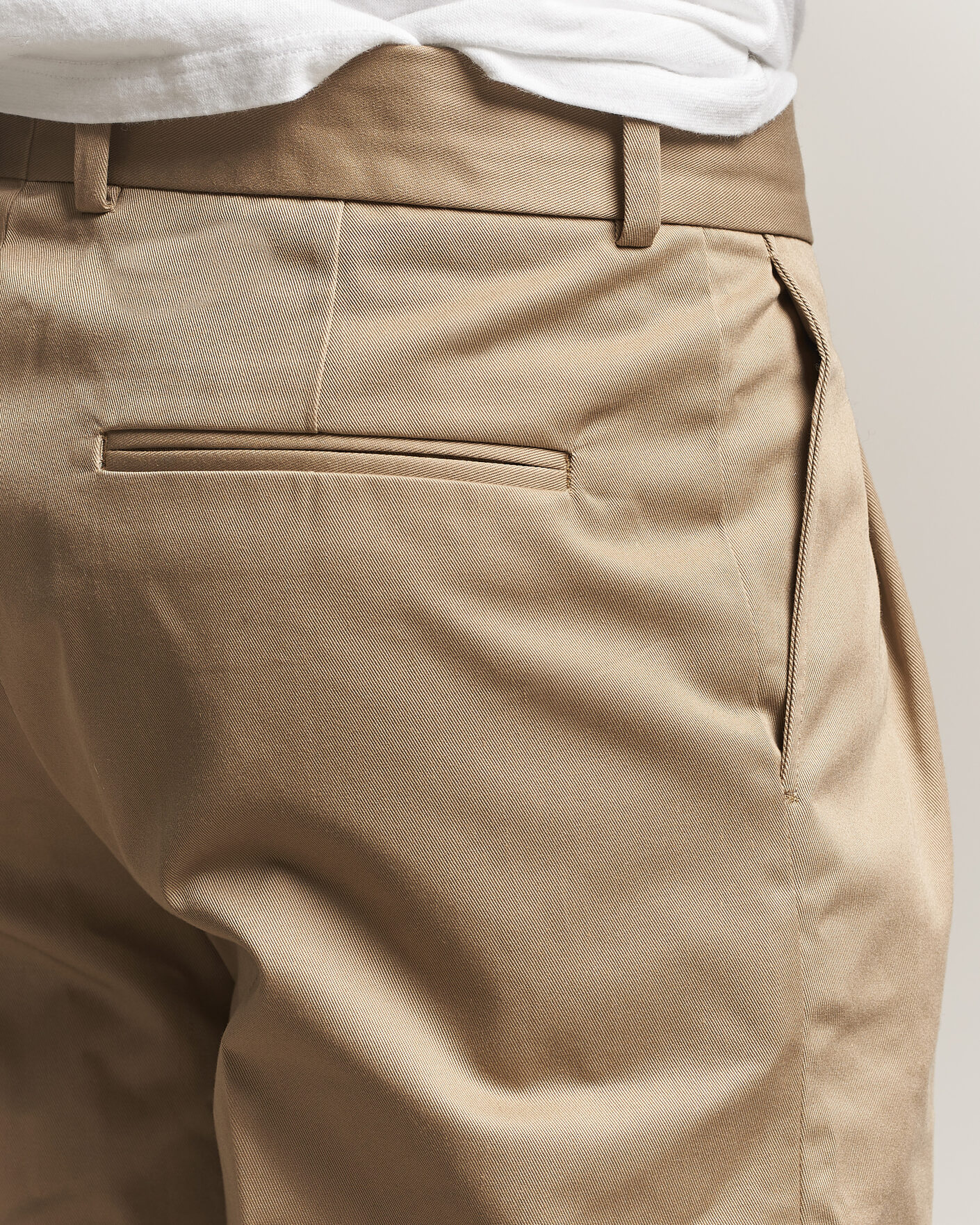 Mies | Housut | Drôle de Monsieur | Gabardine Pleated Trousers Beige