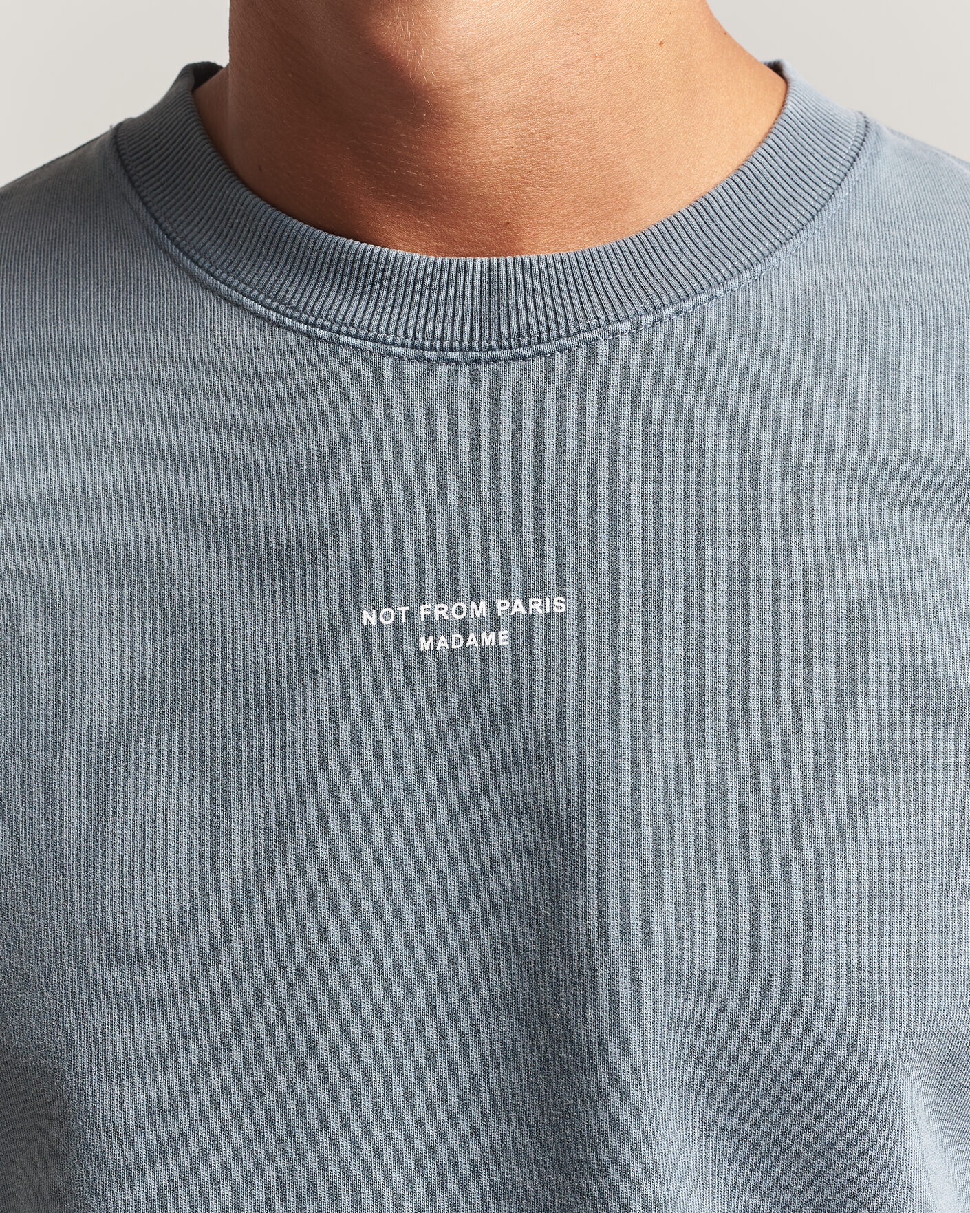 Mies | Puserot | Drôle de Monsieur | Classic Slogan Sweatshirt Dark Grey