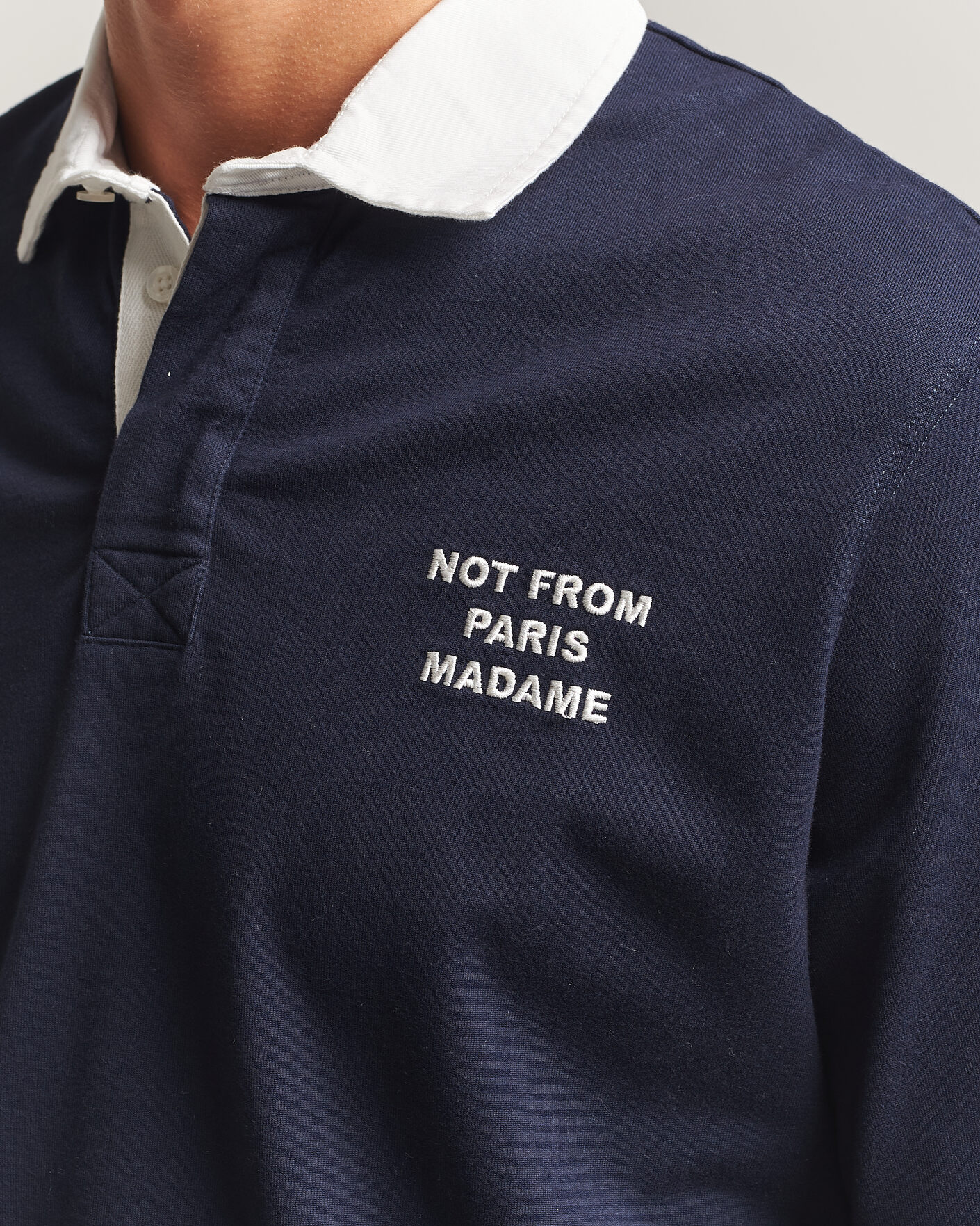 Mies | Puserot | Drôle de Monsieur | Slogan Rugger Navy