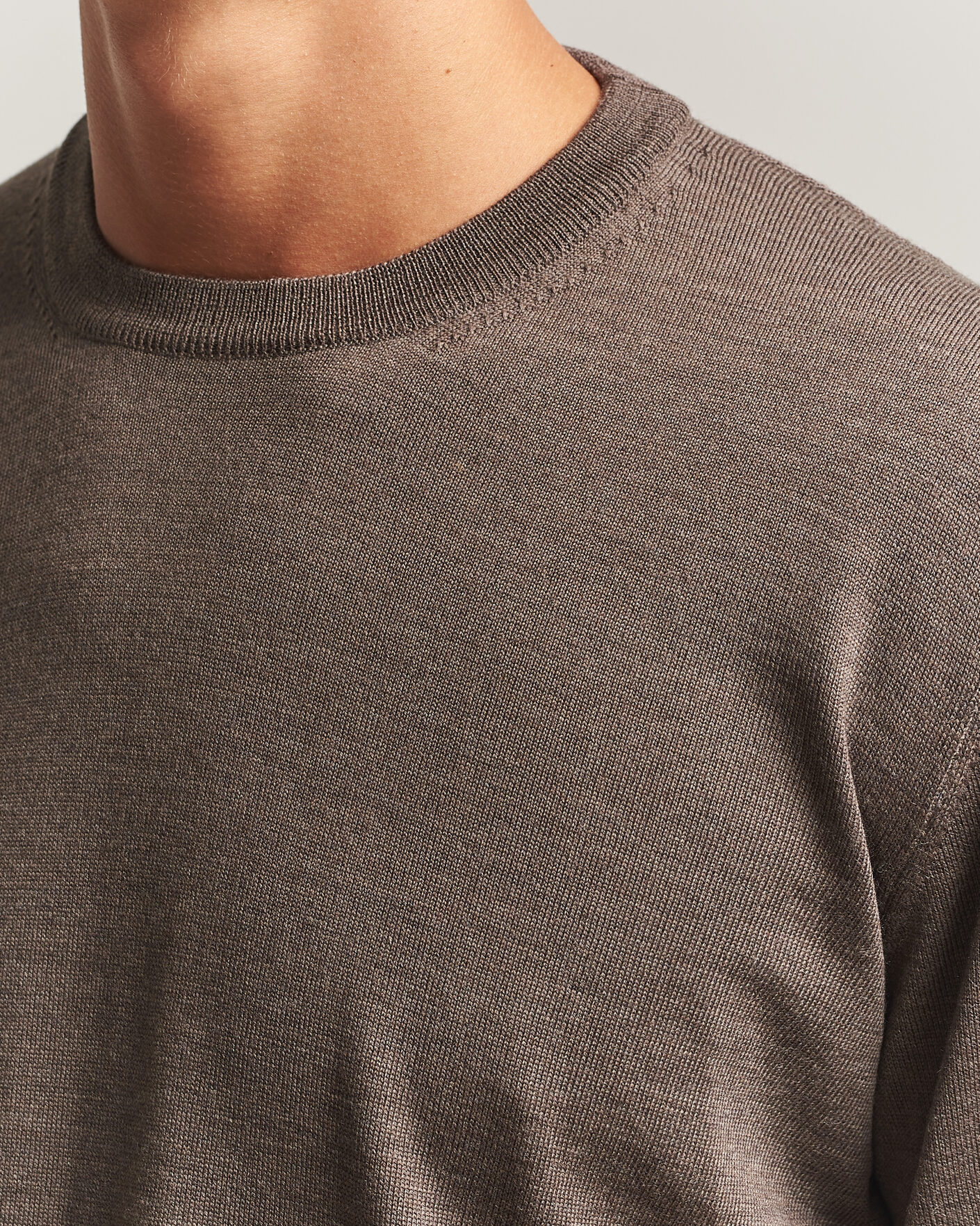Mies | Puserot | Eton | Merino Wool Knitted Crew Neck Dark Brown