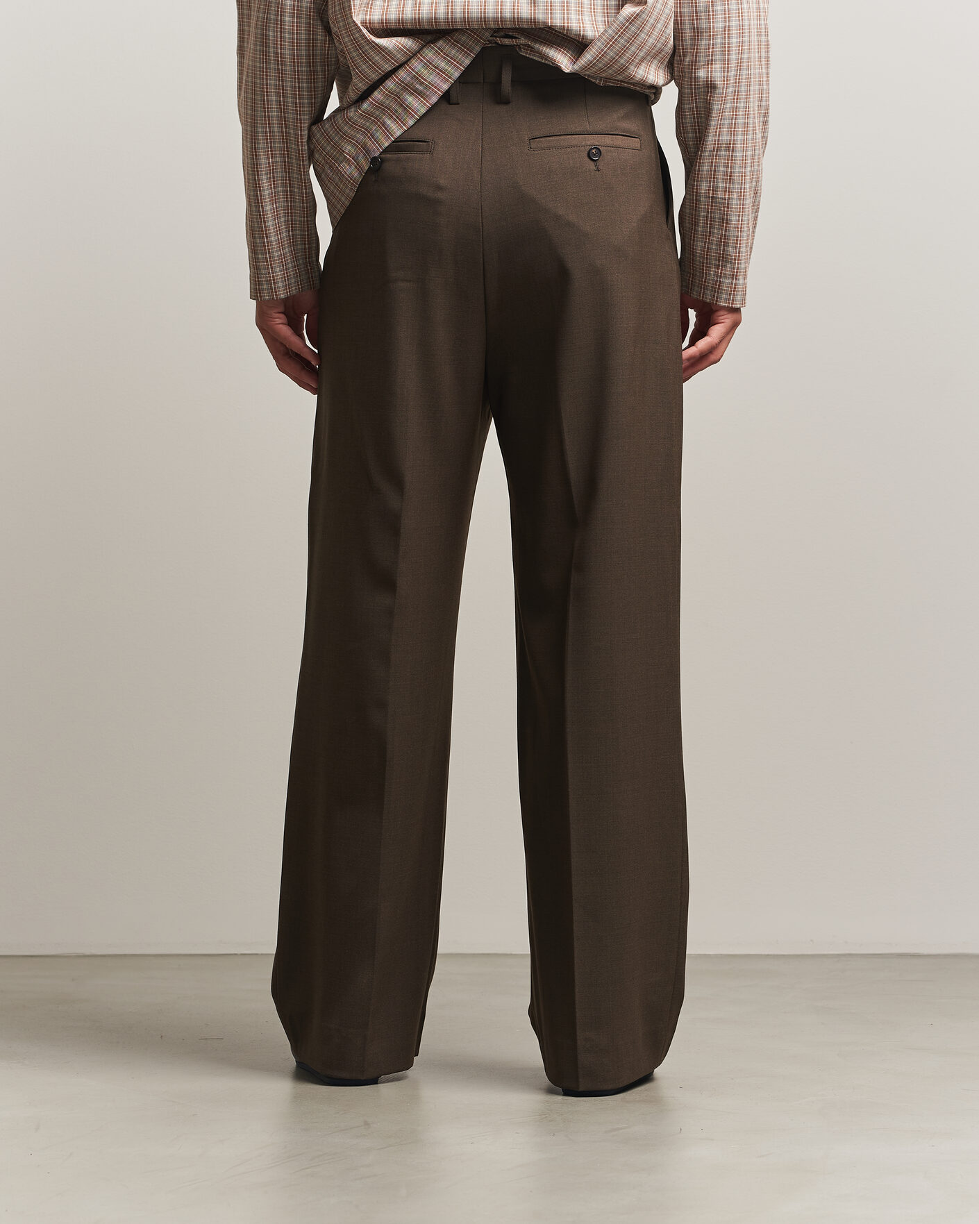 Mies | Housut | Filippa K | Milo Wide Wool Trousers Walnut Brown
