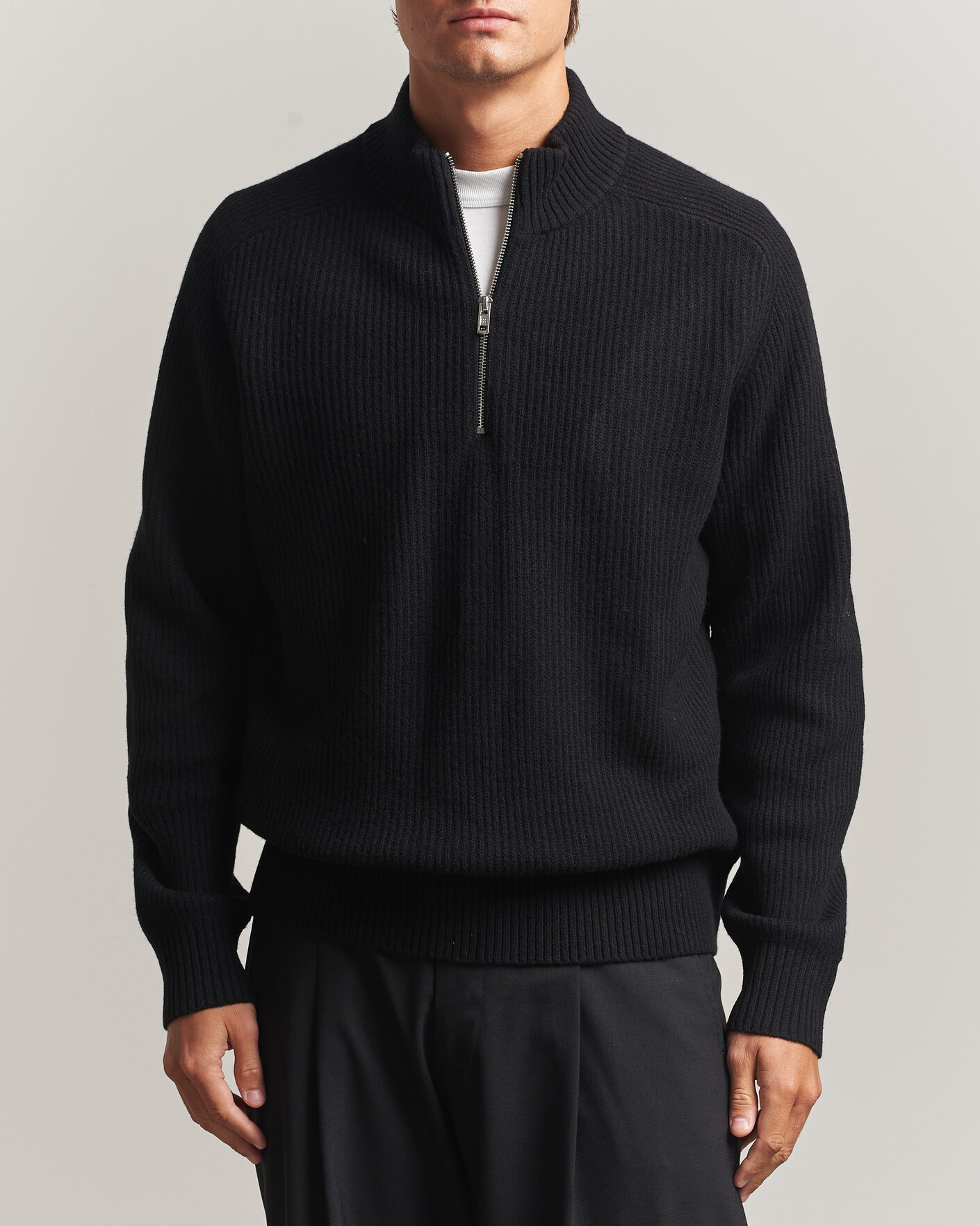Mies | Puserot | Filippa K | Ribbed Wool Knitted Half Zip Black