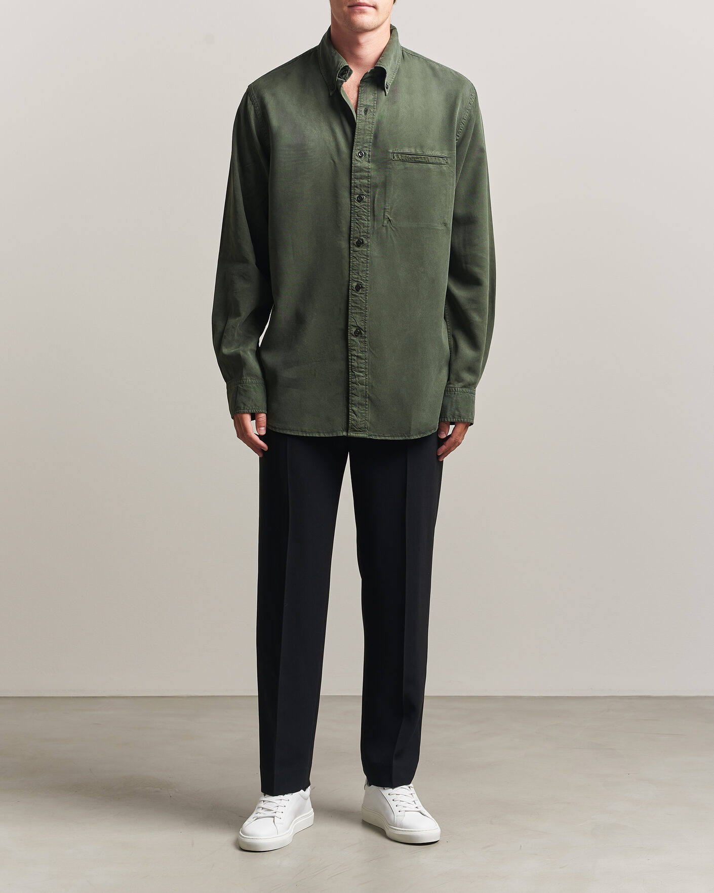 Mies | Kauluspaidat | Filippa K | Zack Lyocell Shirt Night Green
