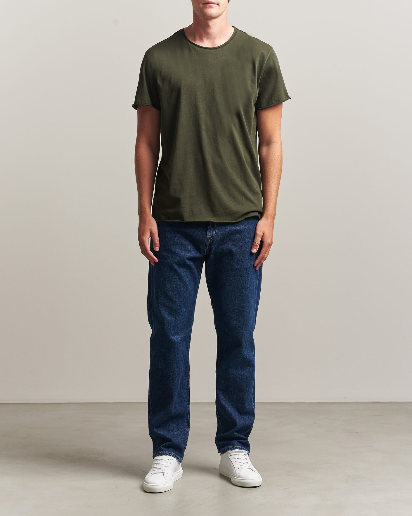 Mies | T-paidat | Filippa K | Roll Neck Crew Neck T-Shirt Night Green