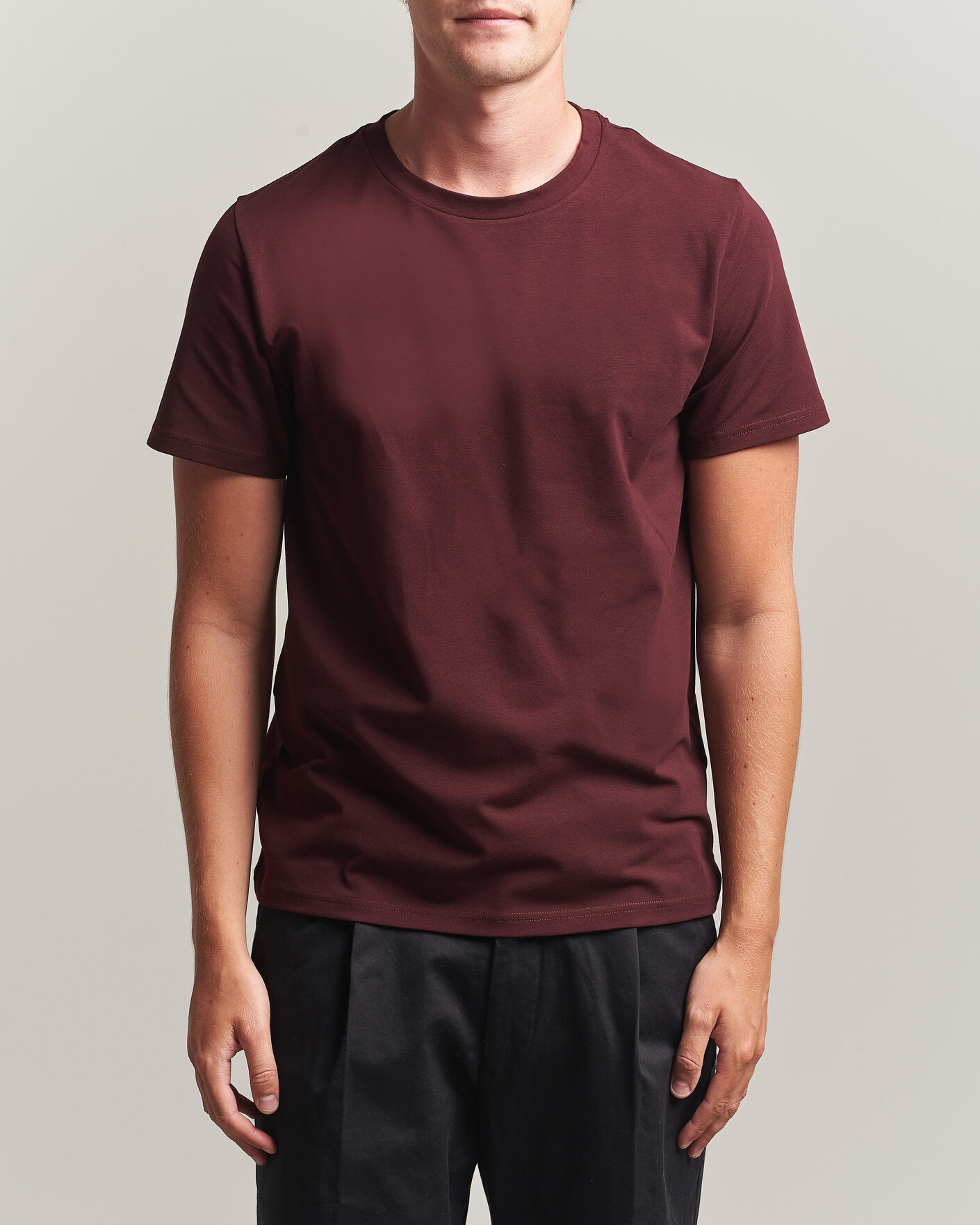 Mies | T-paidat | Filippa K | Soft Lycra T-Shirt Dark Burgundy