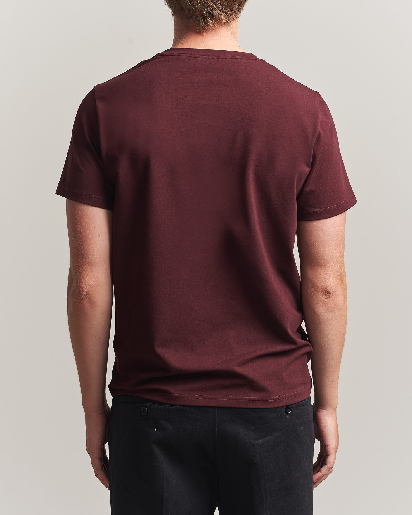 Mies | T-paidat | Filippa K | Soft Lycra T-Shirt Dark Burgundy