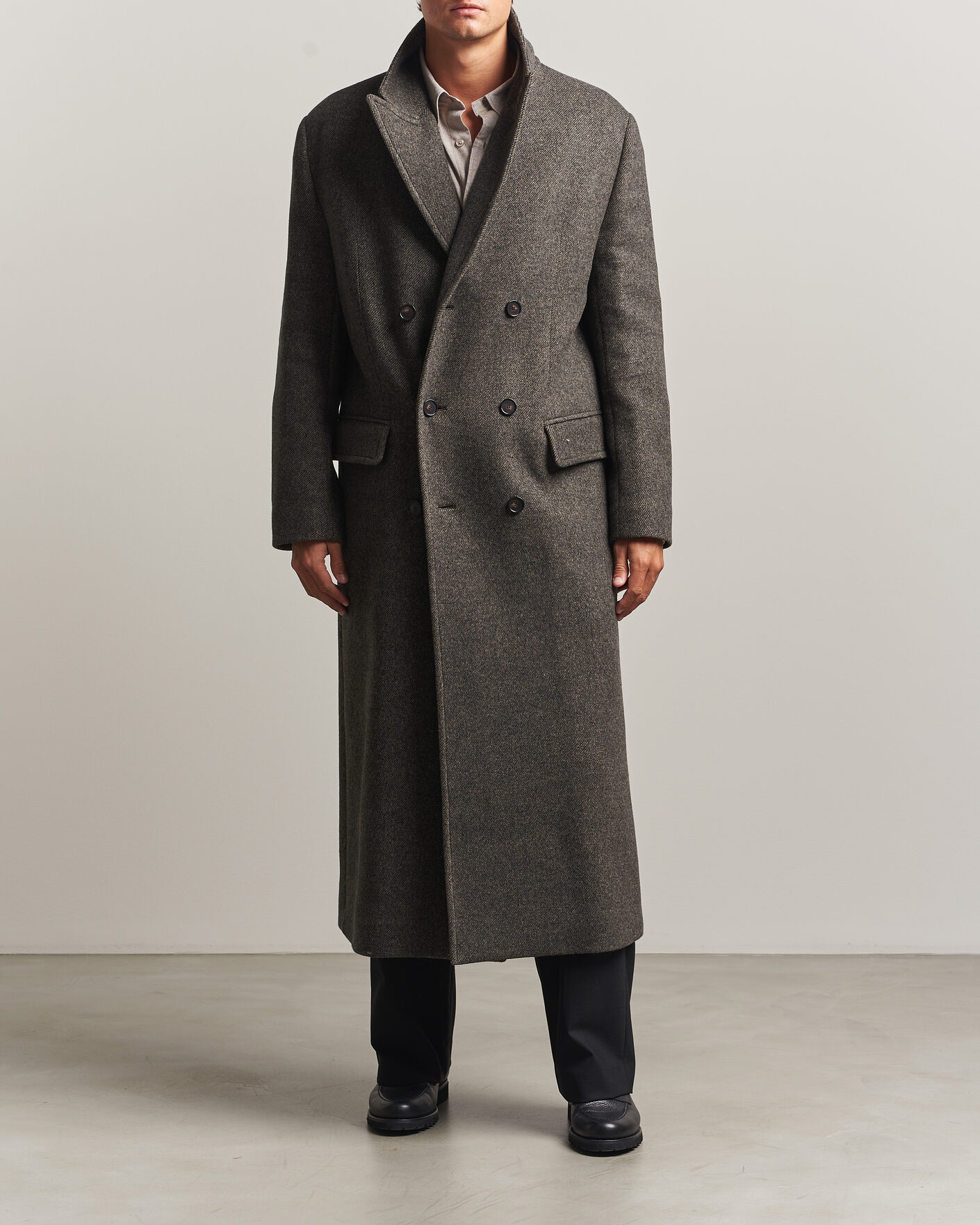 Mies | Takit | Filippa K | Damian Wool Twill Coat Driftwood