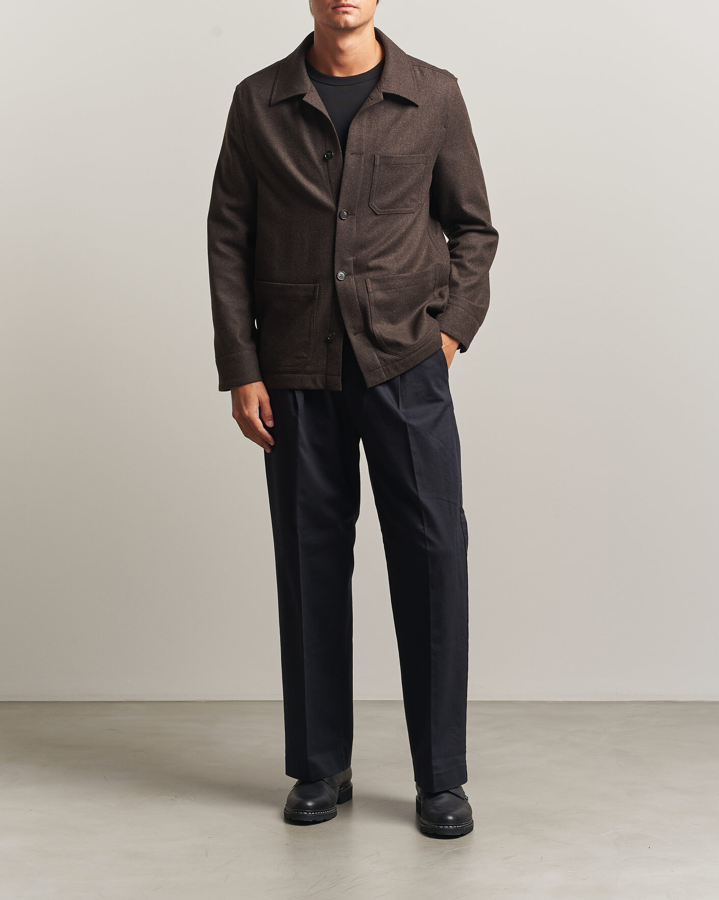 Mies | Kauluspaidat | Filippa K | Taylor Flannel Overshirt Walnut Brown