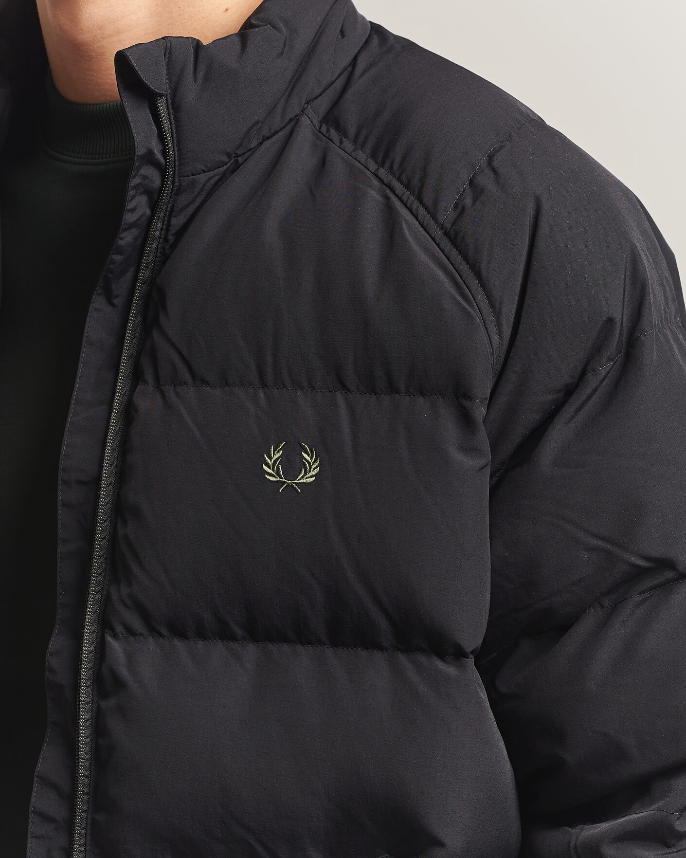 Mies | Takit | Fred Perry | Raglan Sleeve Padded Jacket Black