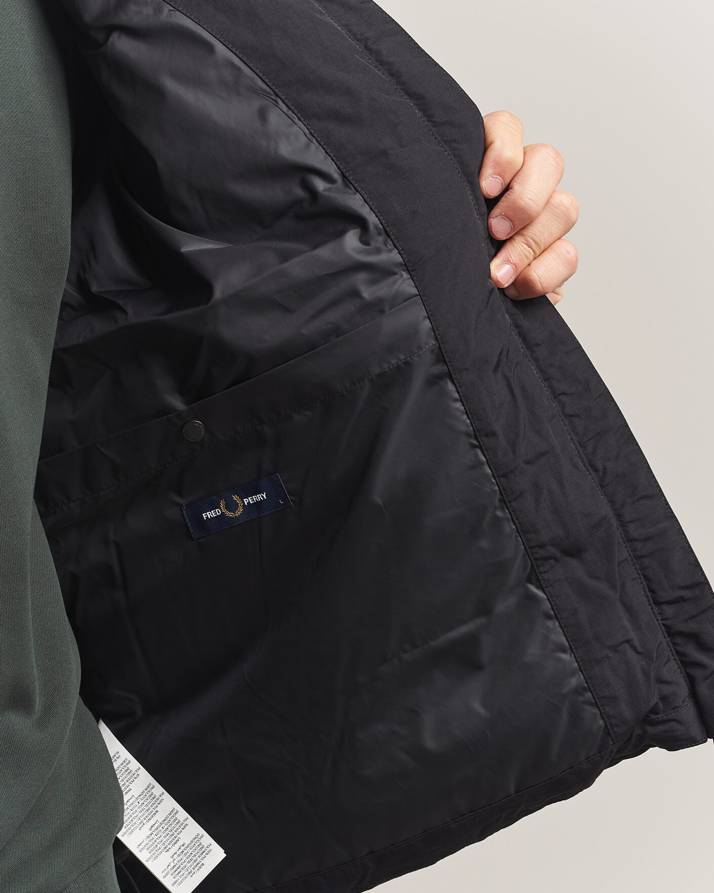 Mies | Takit | Fred Perry | Raglan Sleeve Padded Jacket Black