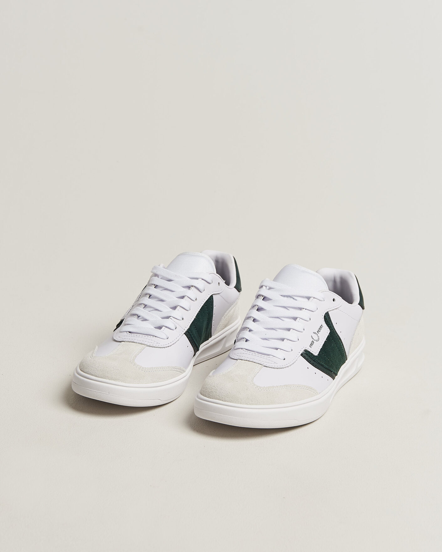Mies | Tennarit | Fred Perry | B4 Leather/Suede Sneaker White