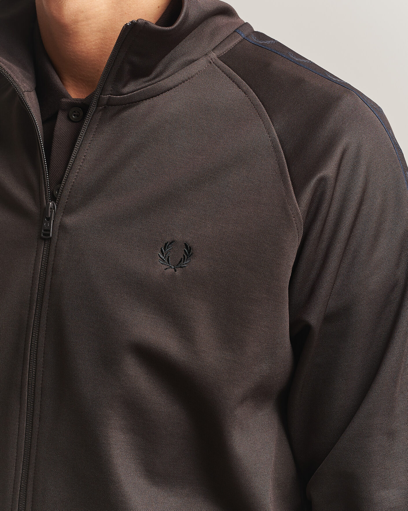 Mies | Puserot | Fred Perry | Taped Track Jacket Rich Brown