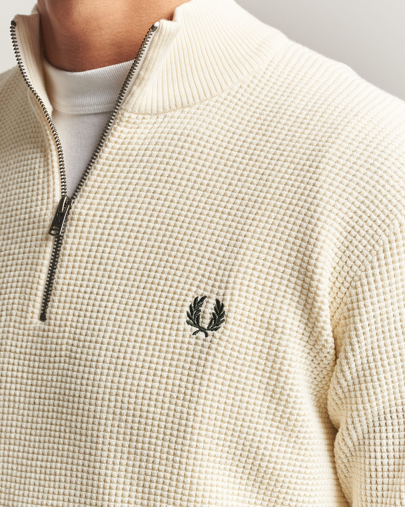 Mies | Puserot | Fred Perry | Waffle Stitch Half Zip Ecru