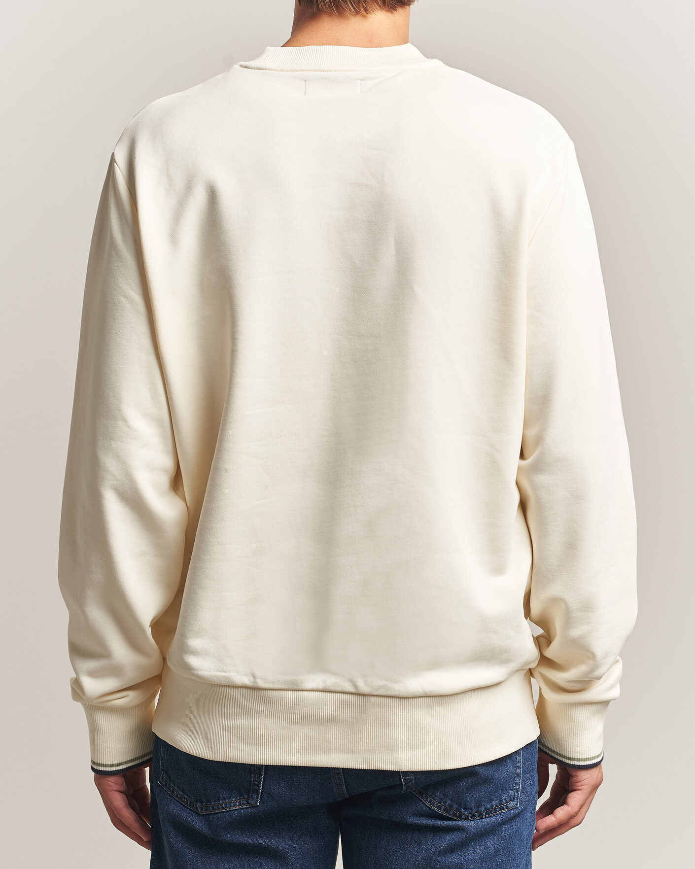 Mies | Puserot | Fred Perry | Crew Neck Sweatshirt Ecru