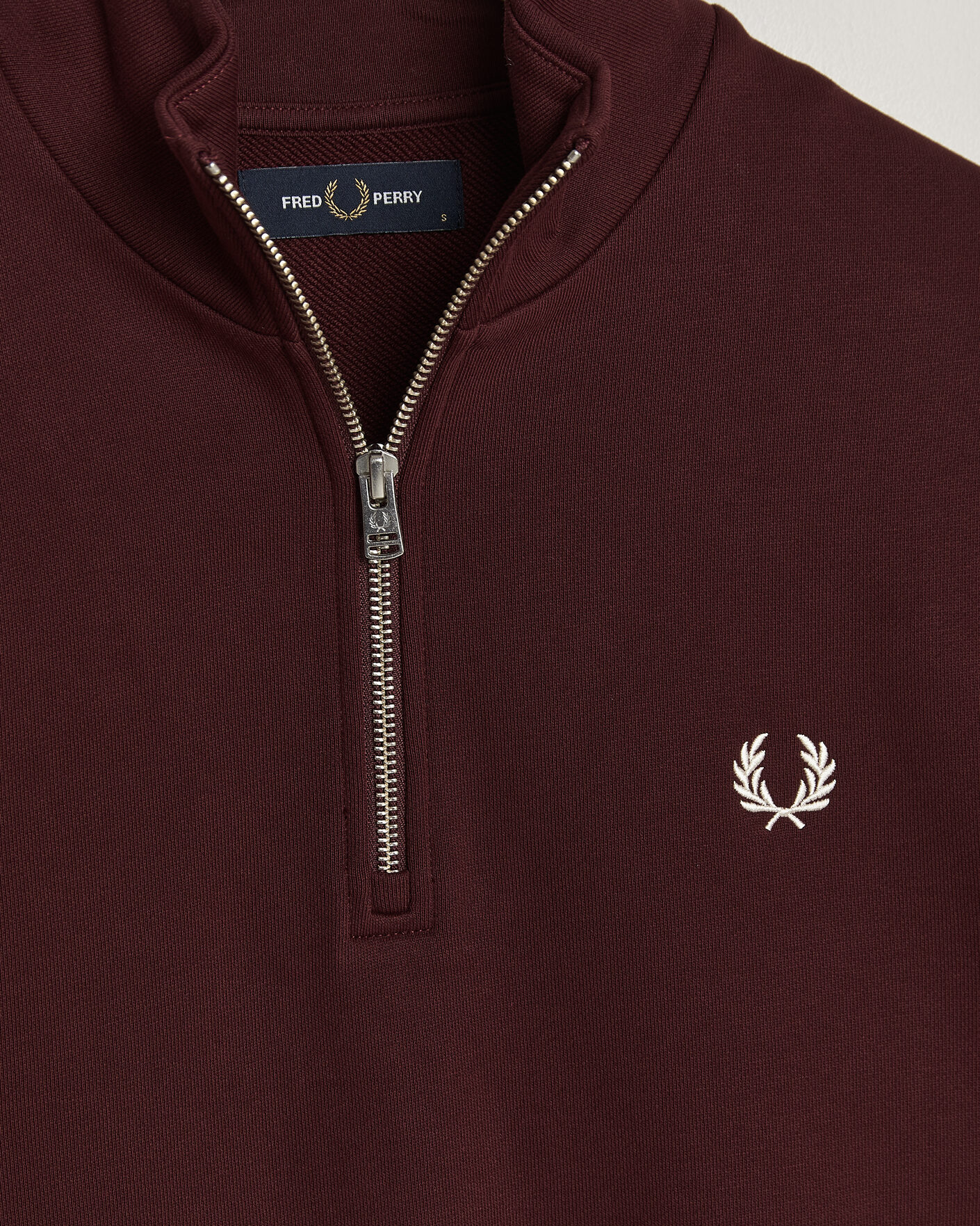 Mies | Puserot | Fred Perry | Half Zip Sweatshirt Oxblood