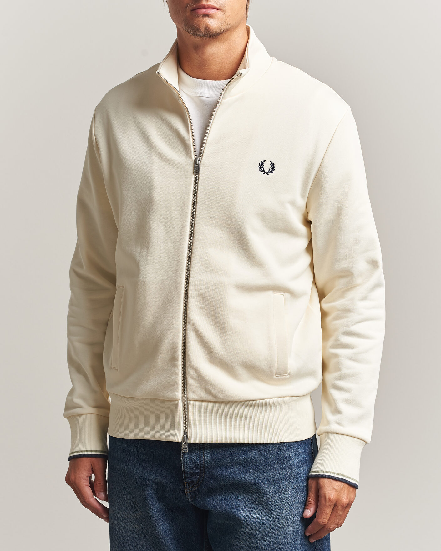 Mies | Puserot | Fred Perry | Full Zip Sweatshirt Ecru