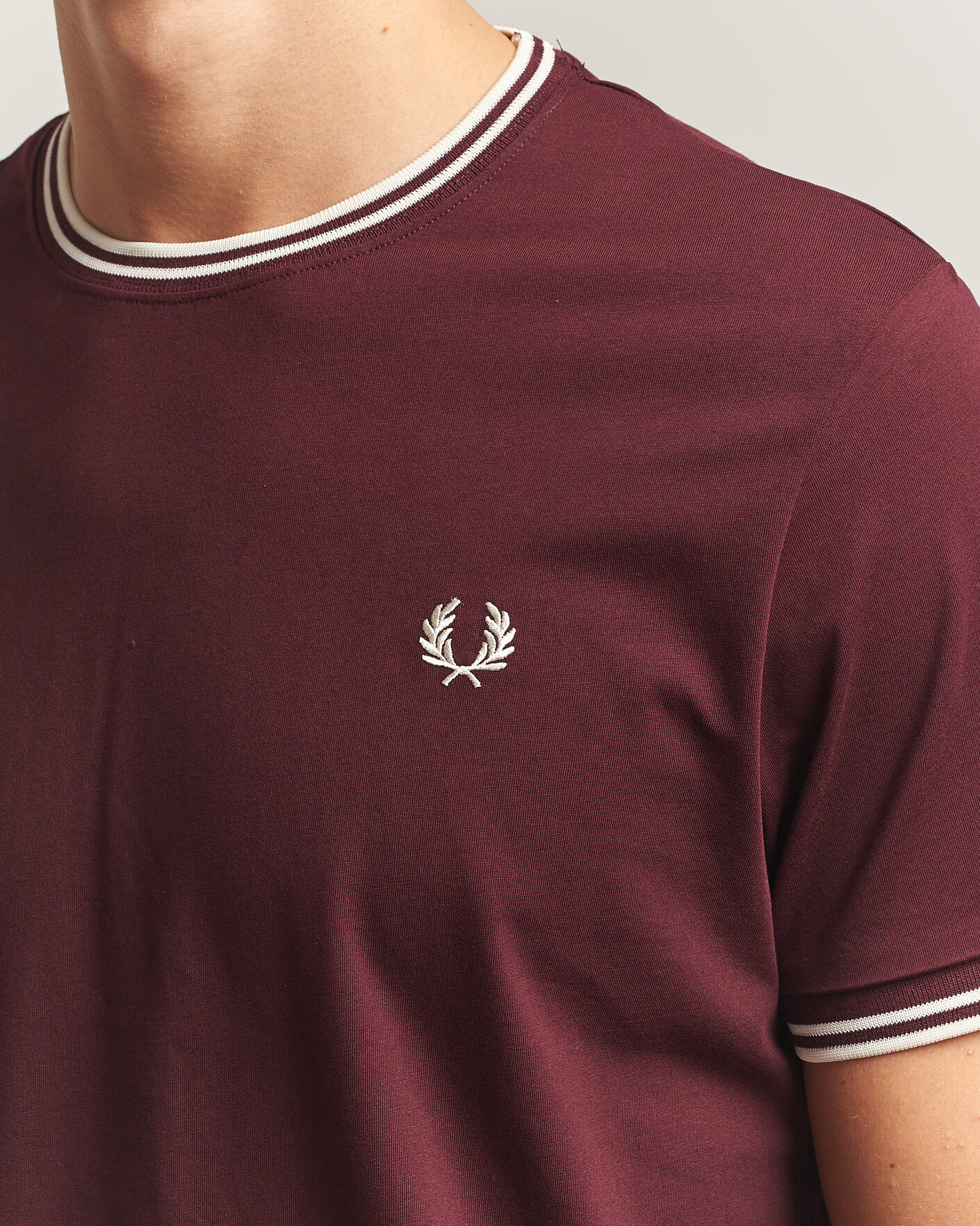 Mies | T-paidat | Fred Perry | Twin Tipped T-Shirt Oxblood