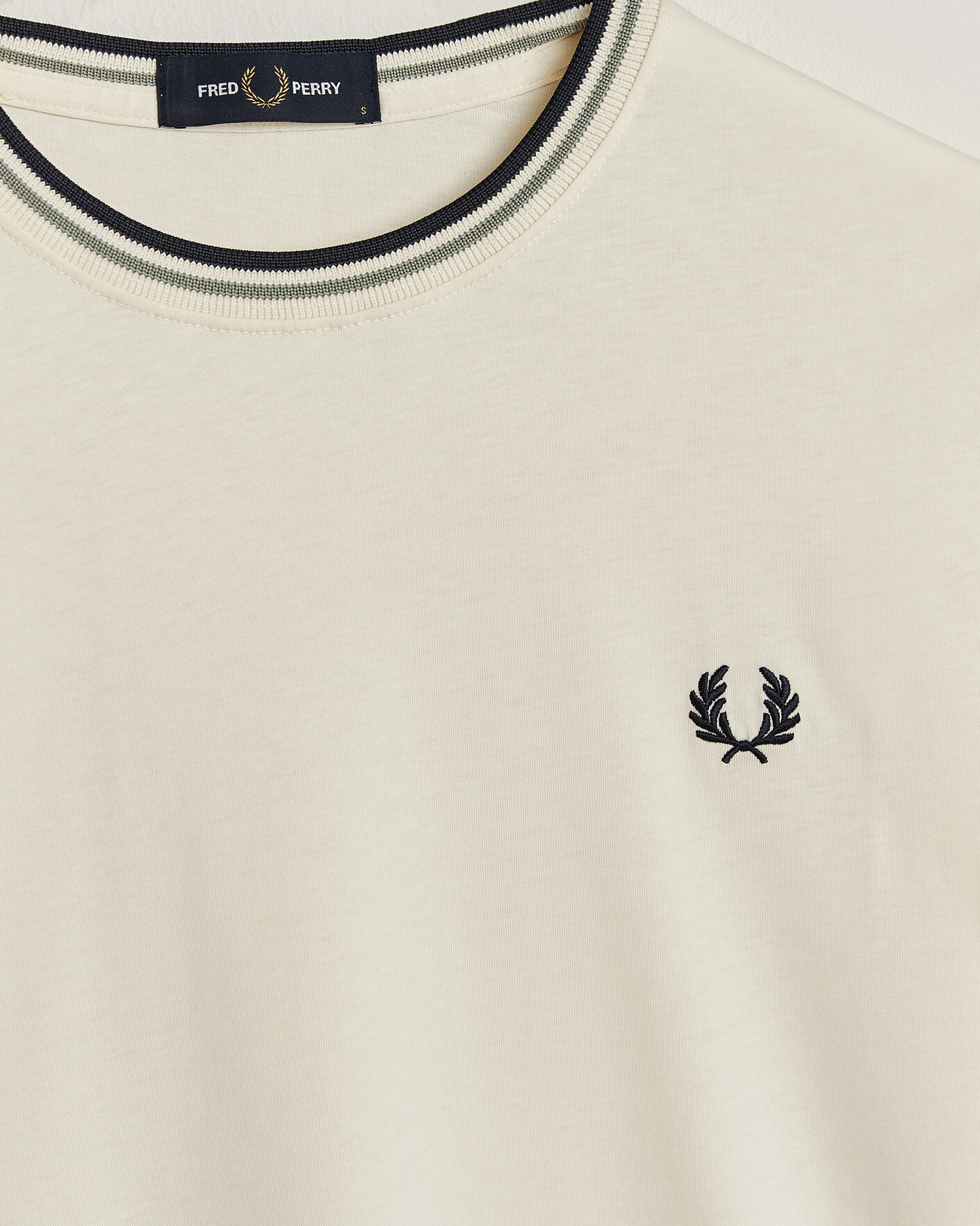 Mies | T-paidat | Fred Perry | Twin Tipped T-Shirt Ecru