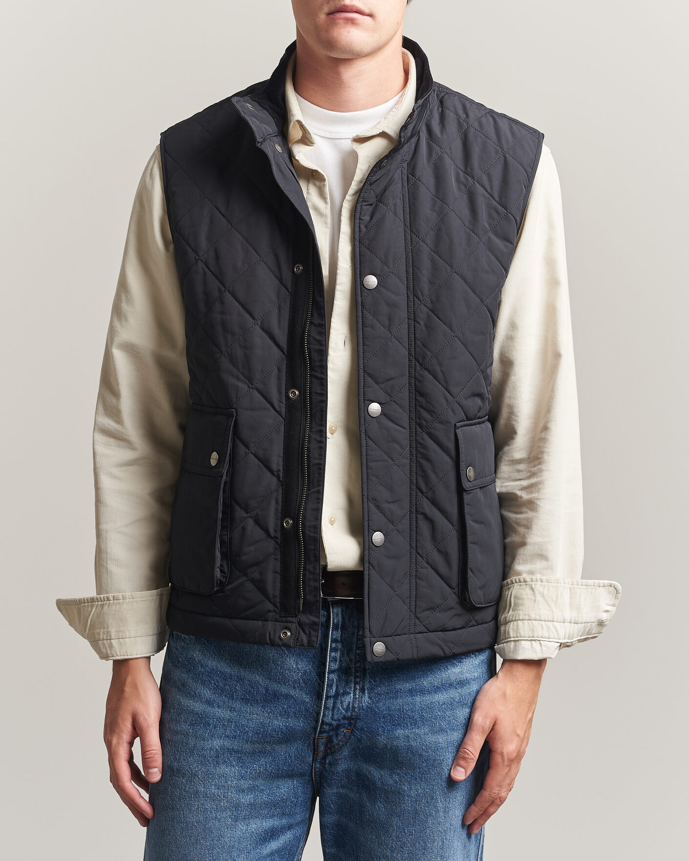 Mies | Ulkoliivit | Gant | Classic Quilted Vest Black