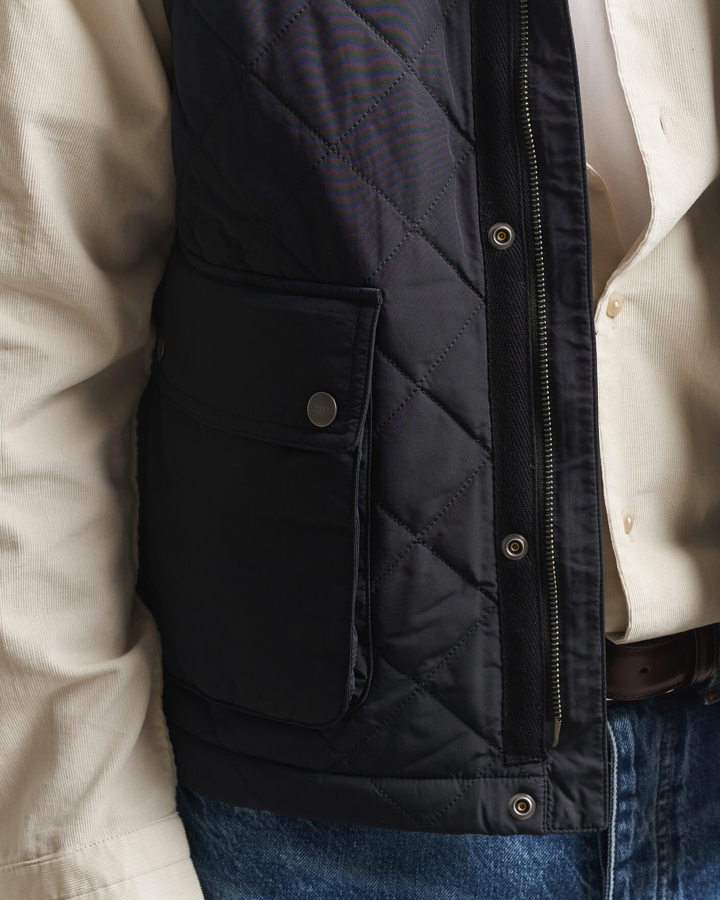 Mies | Ulkoliivit | Gant | Classic Quilted Vest Black