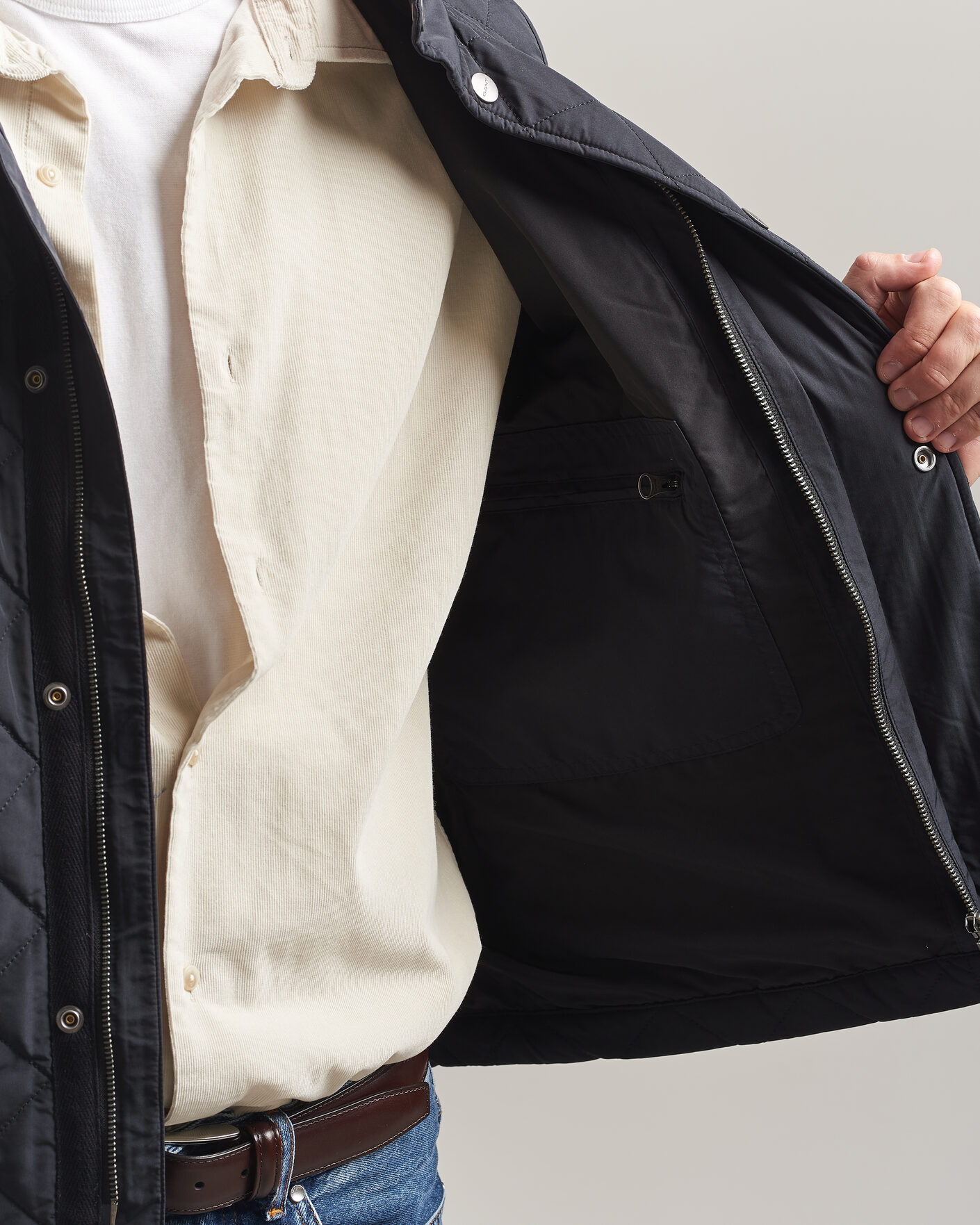 Mies | Ulkoliivit | Gant | Classic Quilted Vest Black