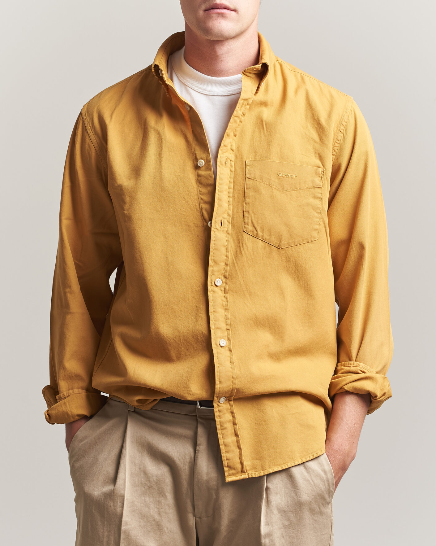 Mies | Kauluspaidat | Gant | Regular Fit Garment Dyed Twill Shirt Turmeric Shine