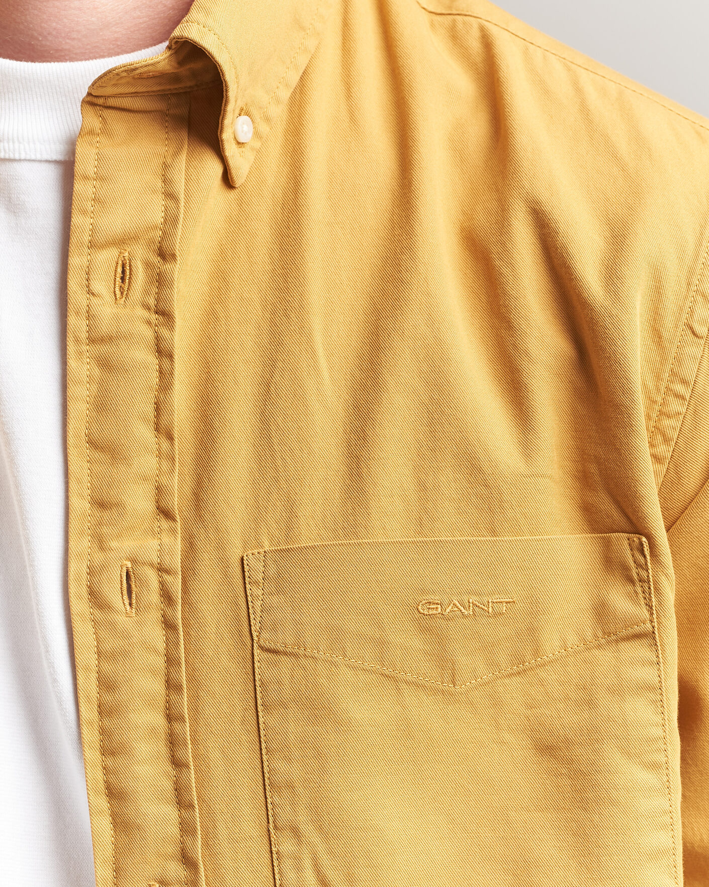 Mies | Kauluspaidat | Gant | Regular Fit Garment Dyed Twill Shirt Turmeric Shine