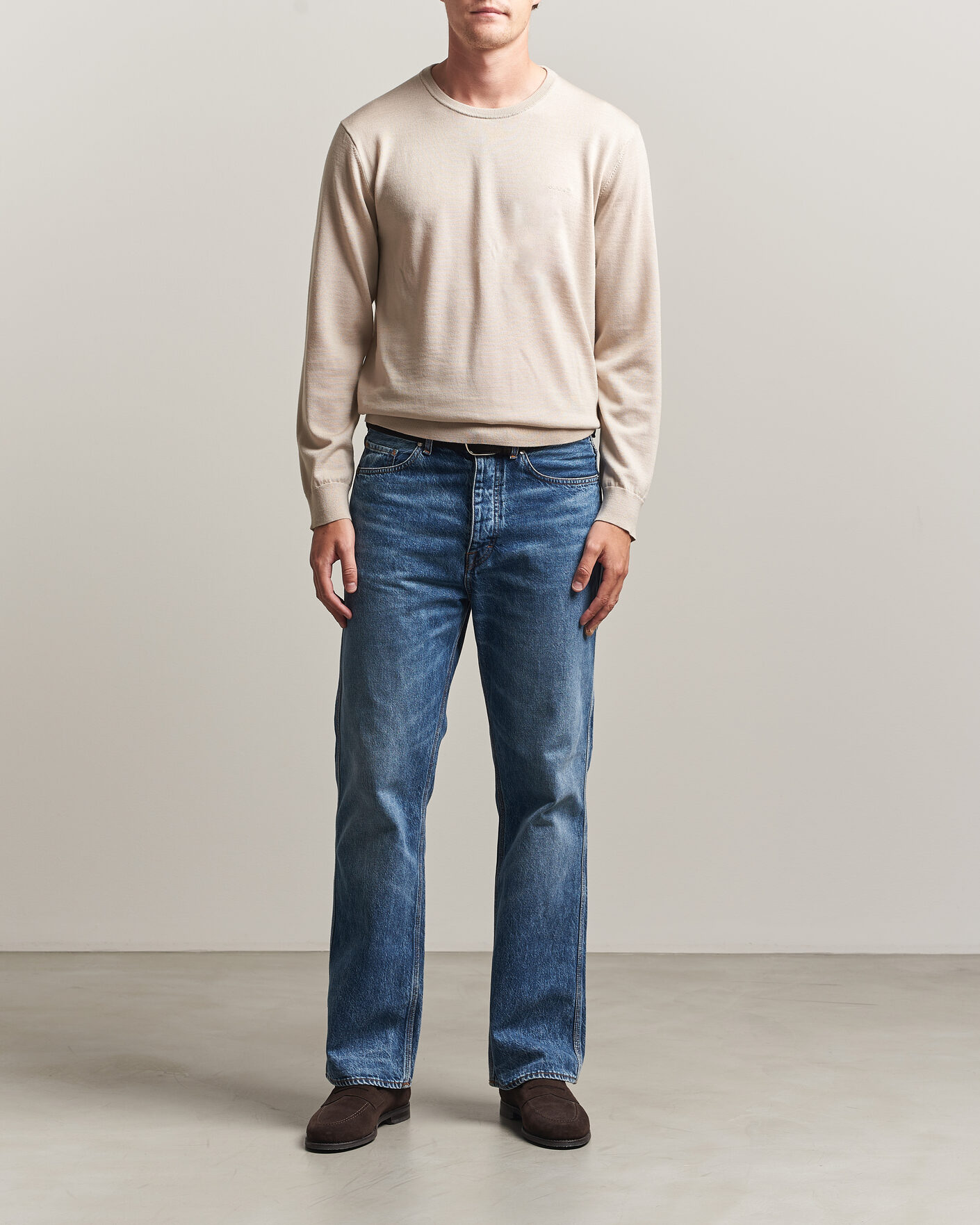 Mies | Puserot | Gant | Extrafine Merino Knitted Crew Neck Clay Beige