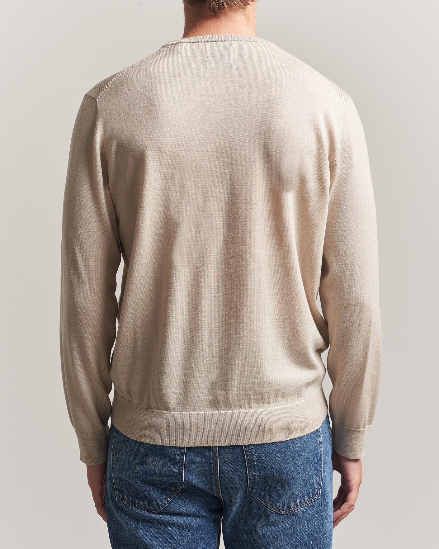 Mies | Puserot | Gant | Extrafine Merino Knitted Crew Neck Clay Beige