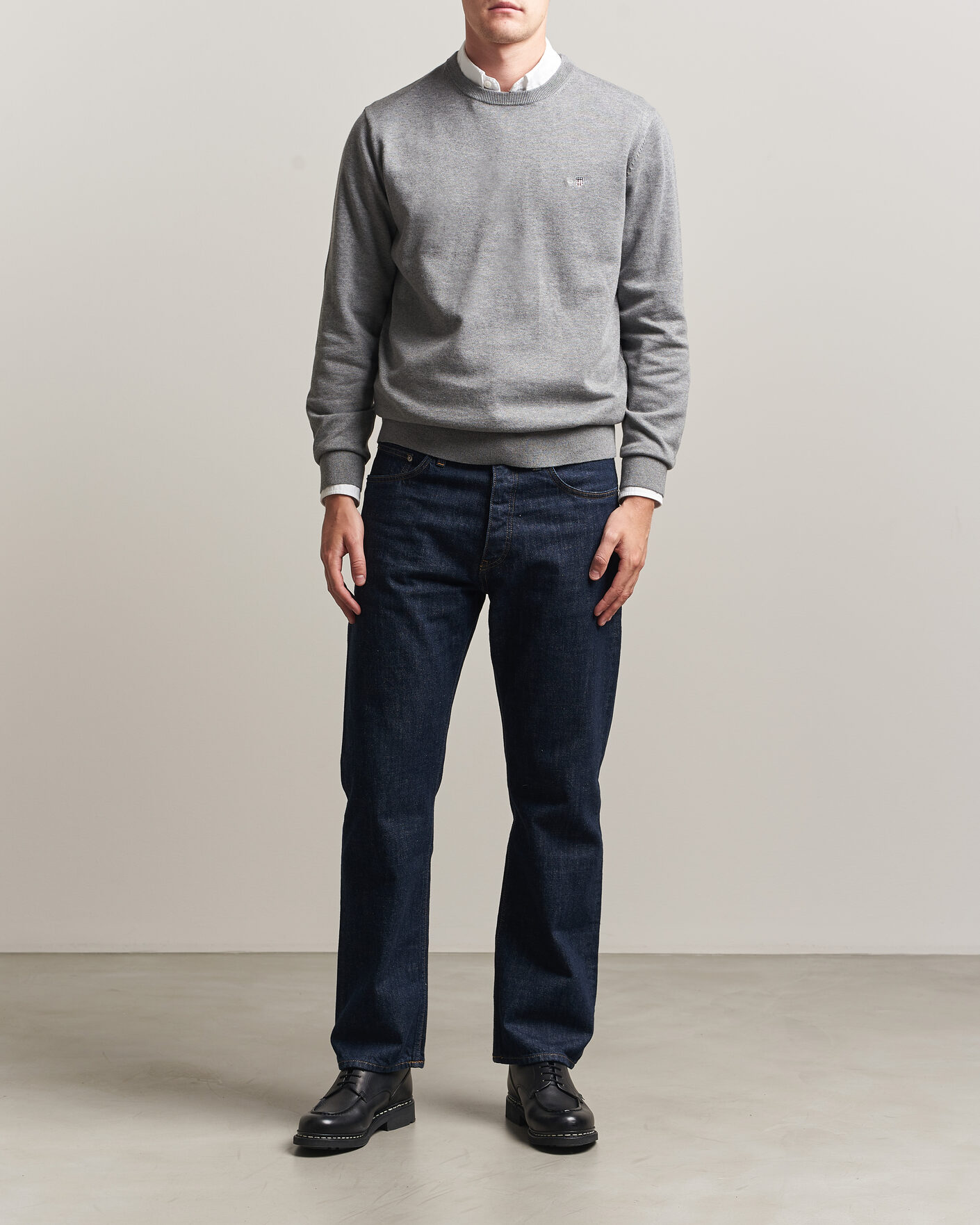 Mies | Puserot | Gant | Classic Cotton Crew Neck Dark Grey Melange