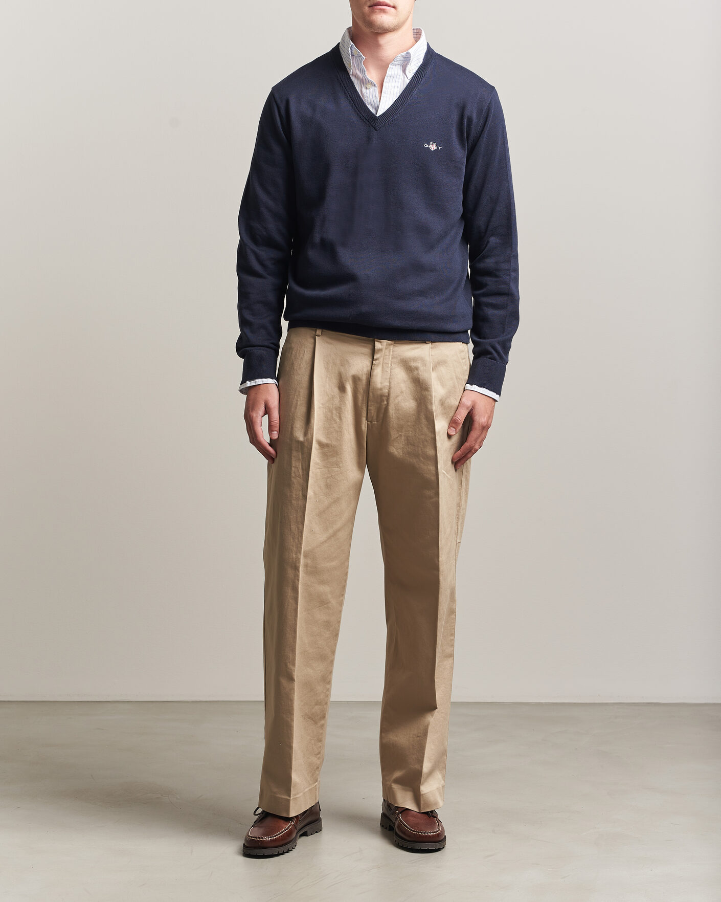 Mies | Puserot | Gant | Classic Cotton V-Neck Evening Blue