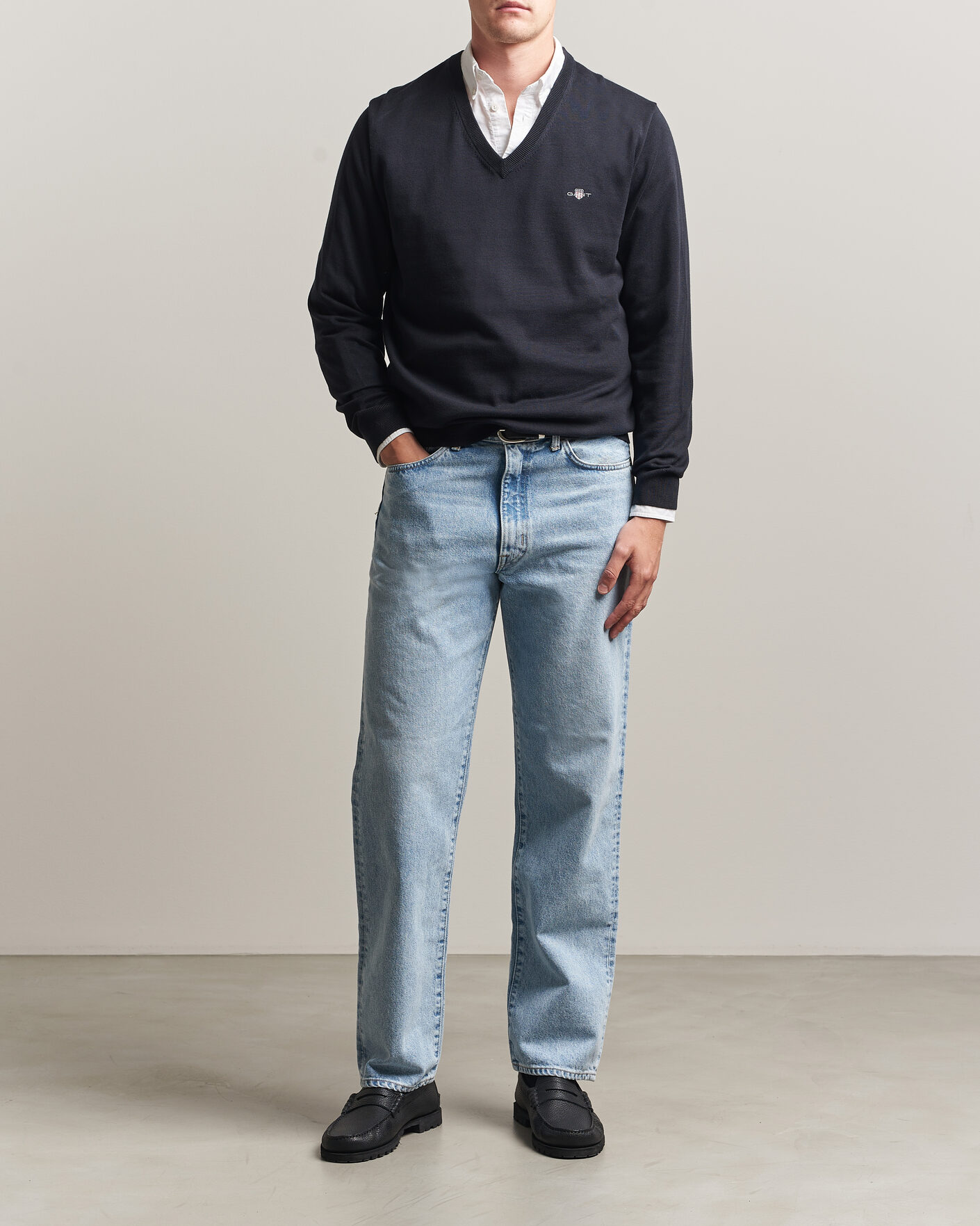 Mies | Puserot | Gant | Classic Cotton V-Neck Black