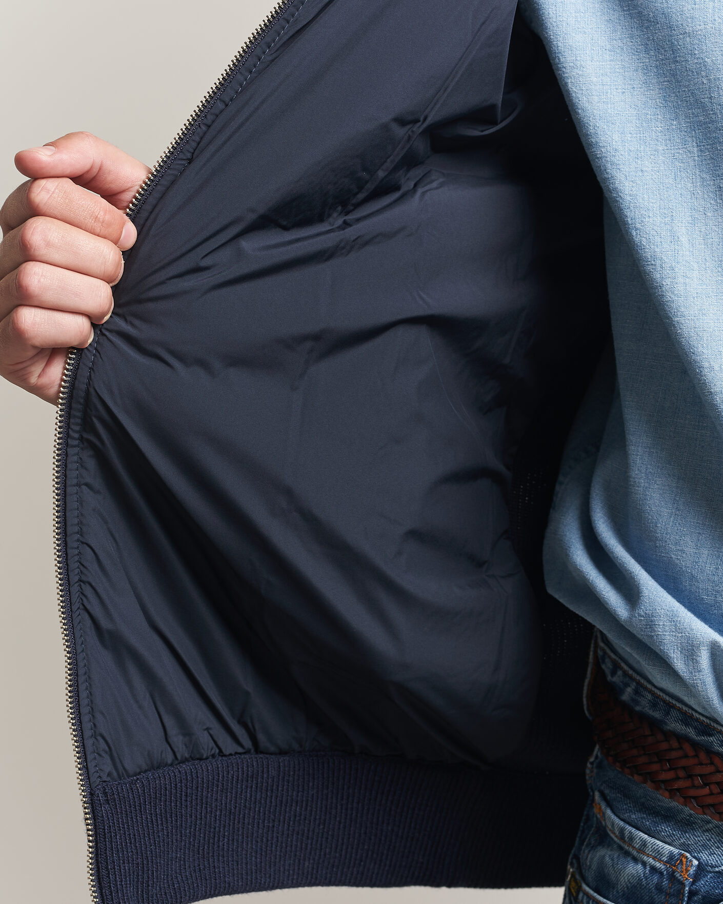 Mies | Puserot | Gant | Hybrid Full Zip Evening Blue