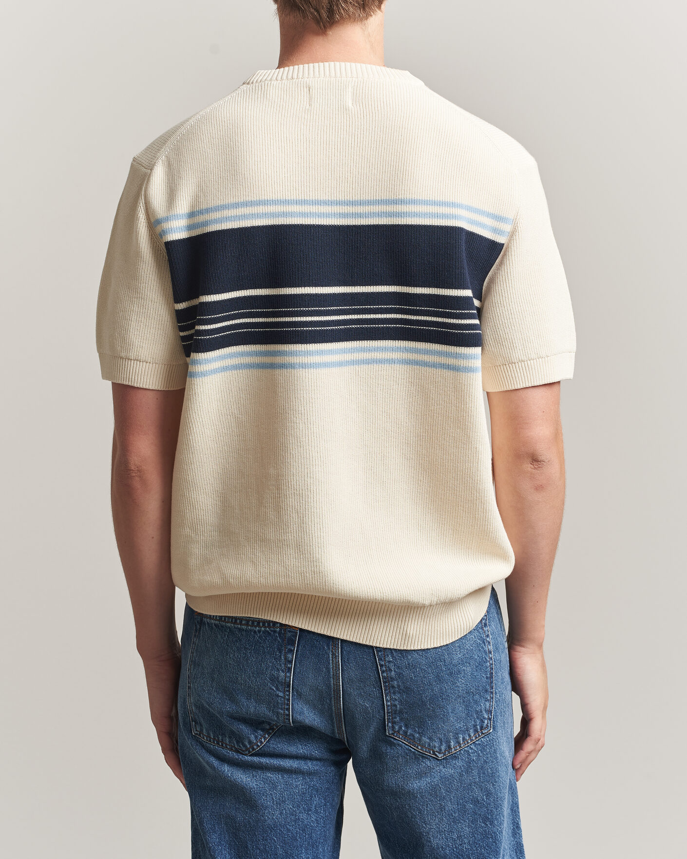 Mies | T-paidat | Gant | Knitted Striped T-shirt Cream