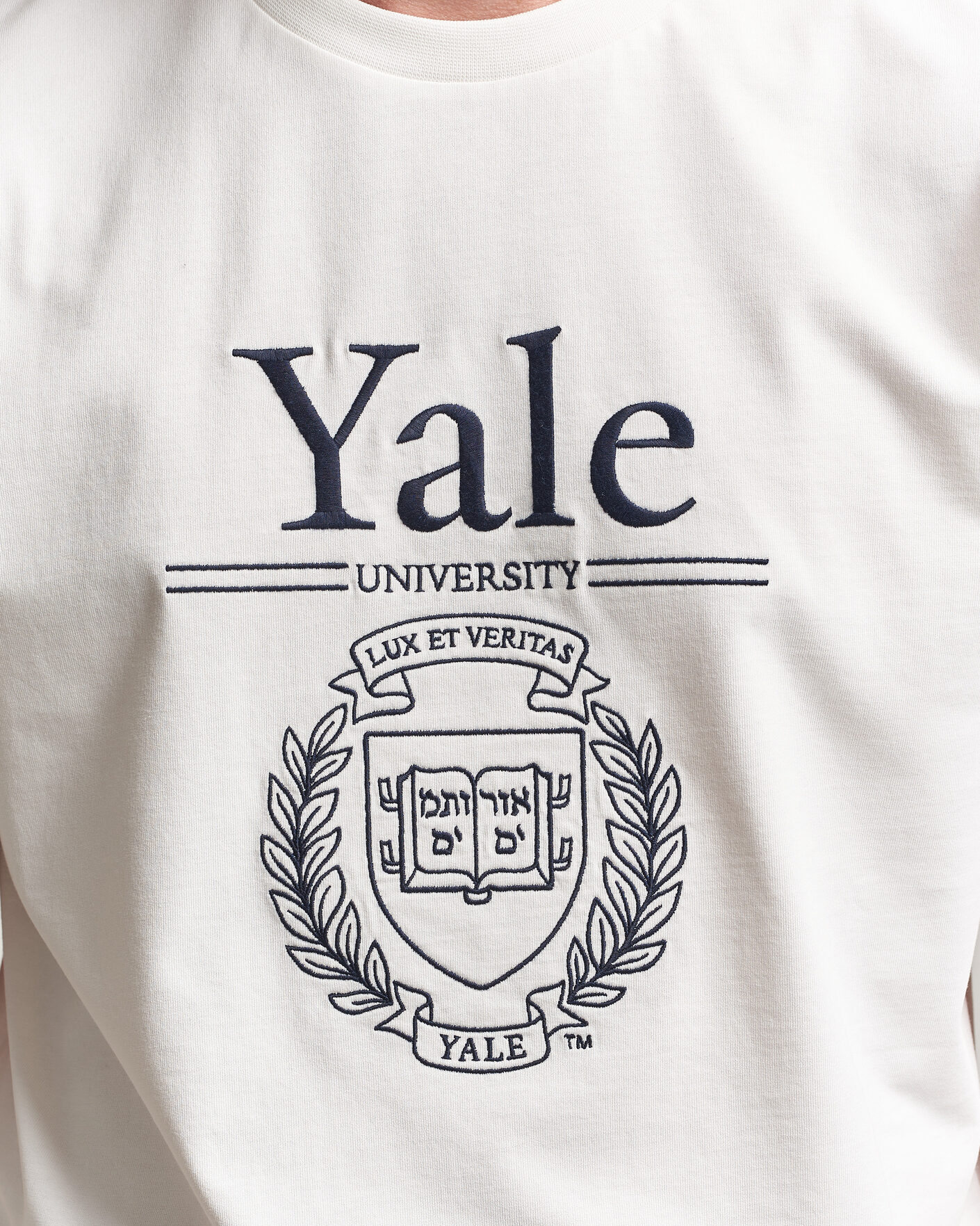 Mies | T-paidat | Gant | YALE Crew Neck T-Shirt Eggshell