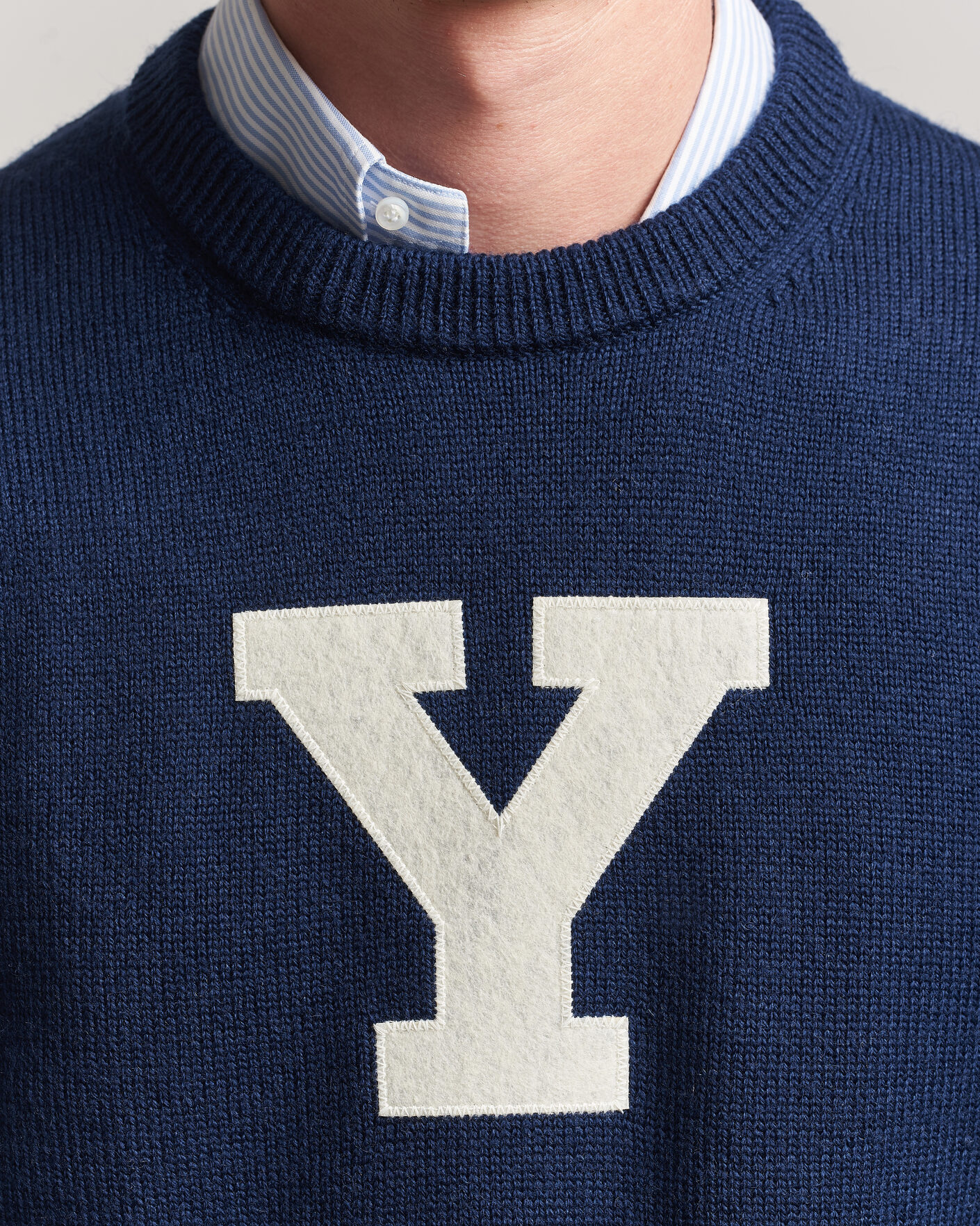 Mies | Puserot | Gant | YALE Merino Crew Neck Marine