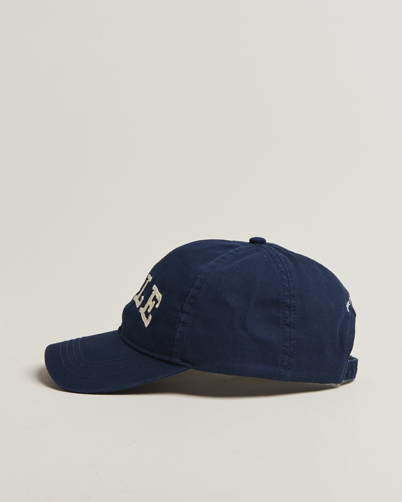Mies | Päähineet | Gant | YALE Heavy Washed Cotton Twill Cap Marine
