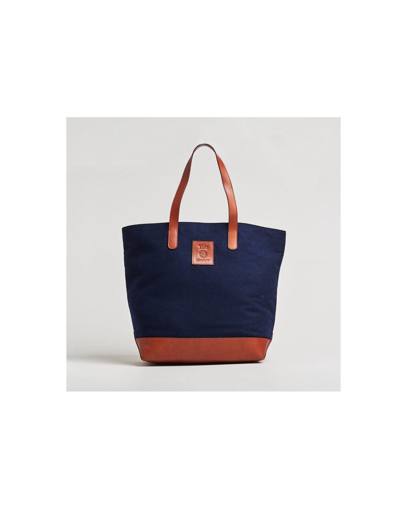 Mies | Laukut | Gant | YALE Melton Tote Bag Marine