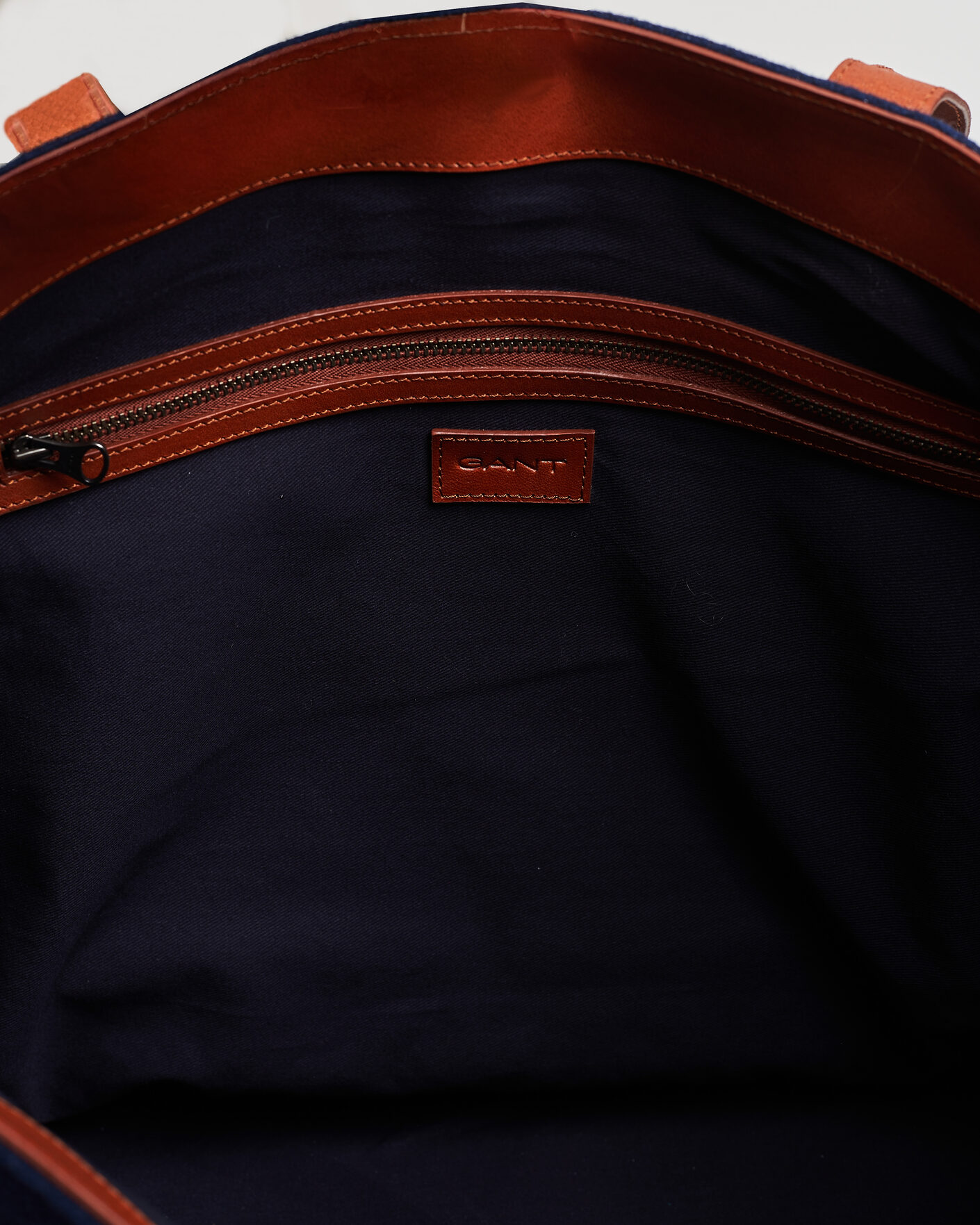 Mies | Laukut | Gant | YALE Melton Tote Bag Marine